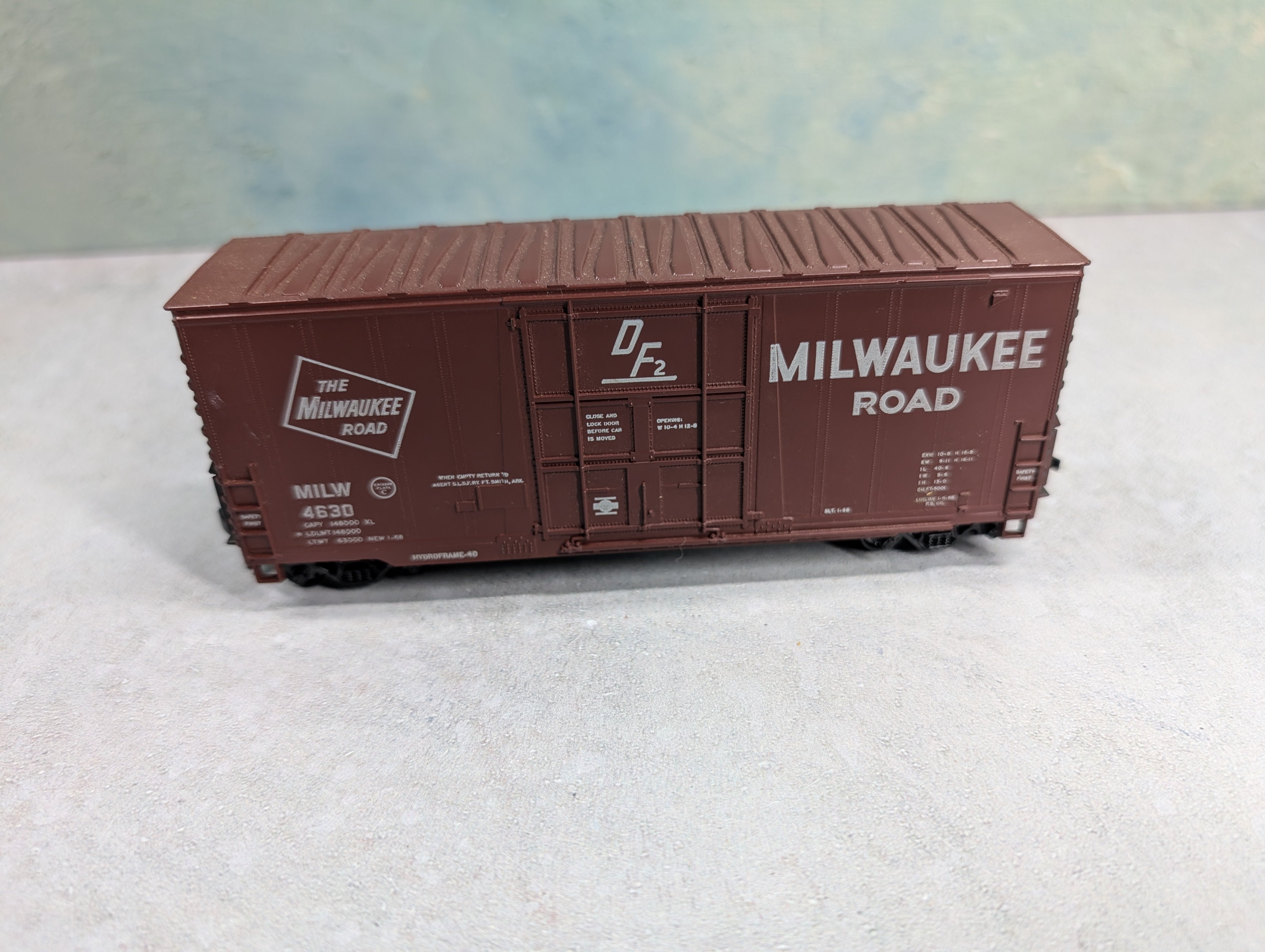 USED Athearn HO Scale 40' Hi-Cube Box Car Milwaukee Road MILW #4630