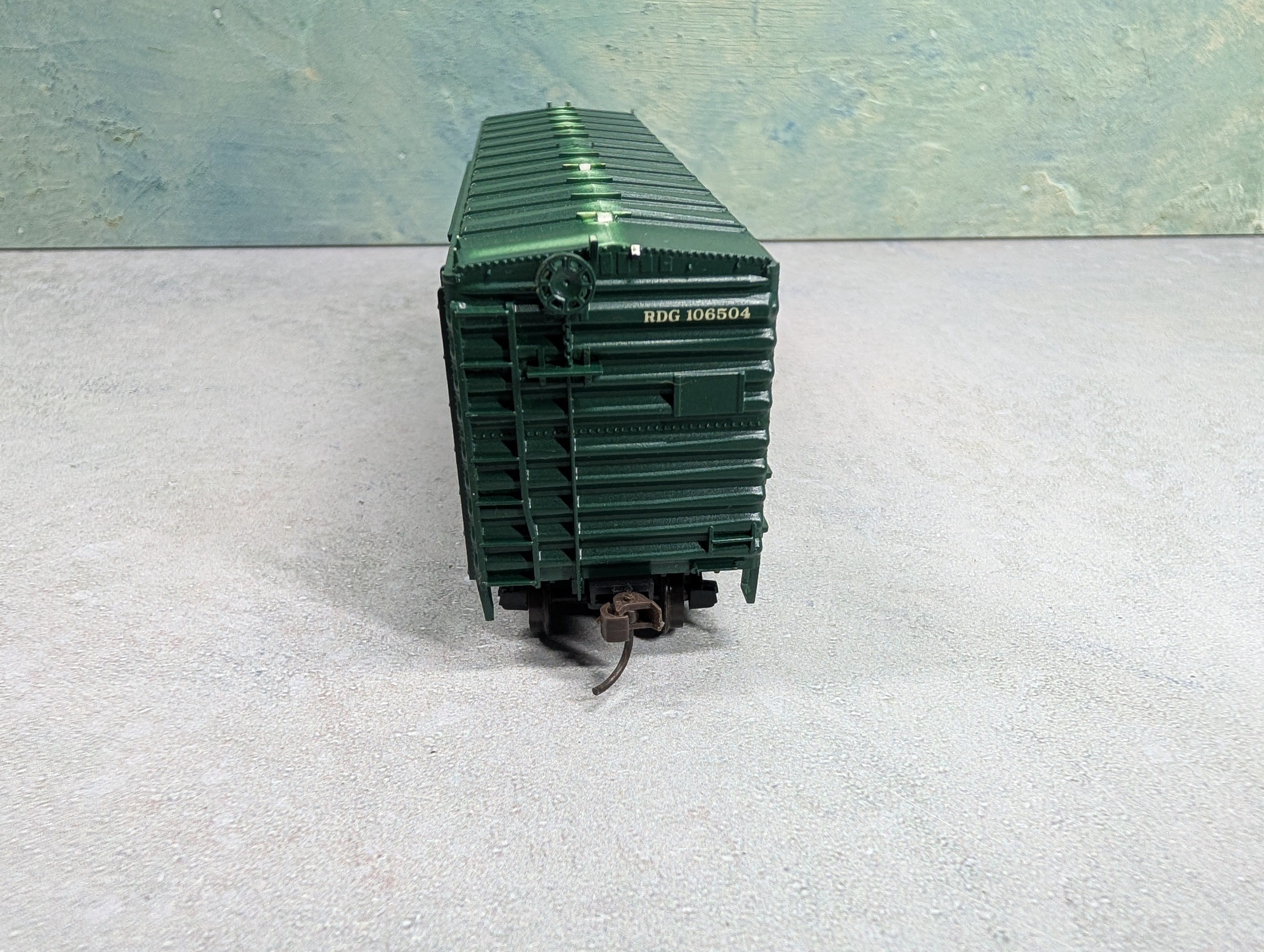 USED Accurail HO Scale 40' Box Car Reading RDG #106504