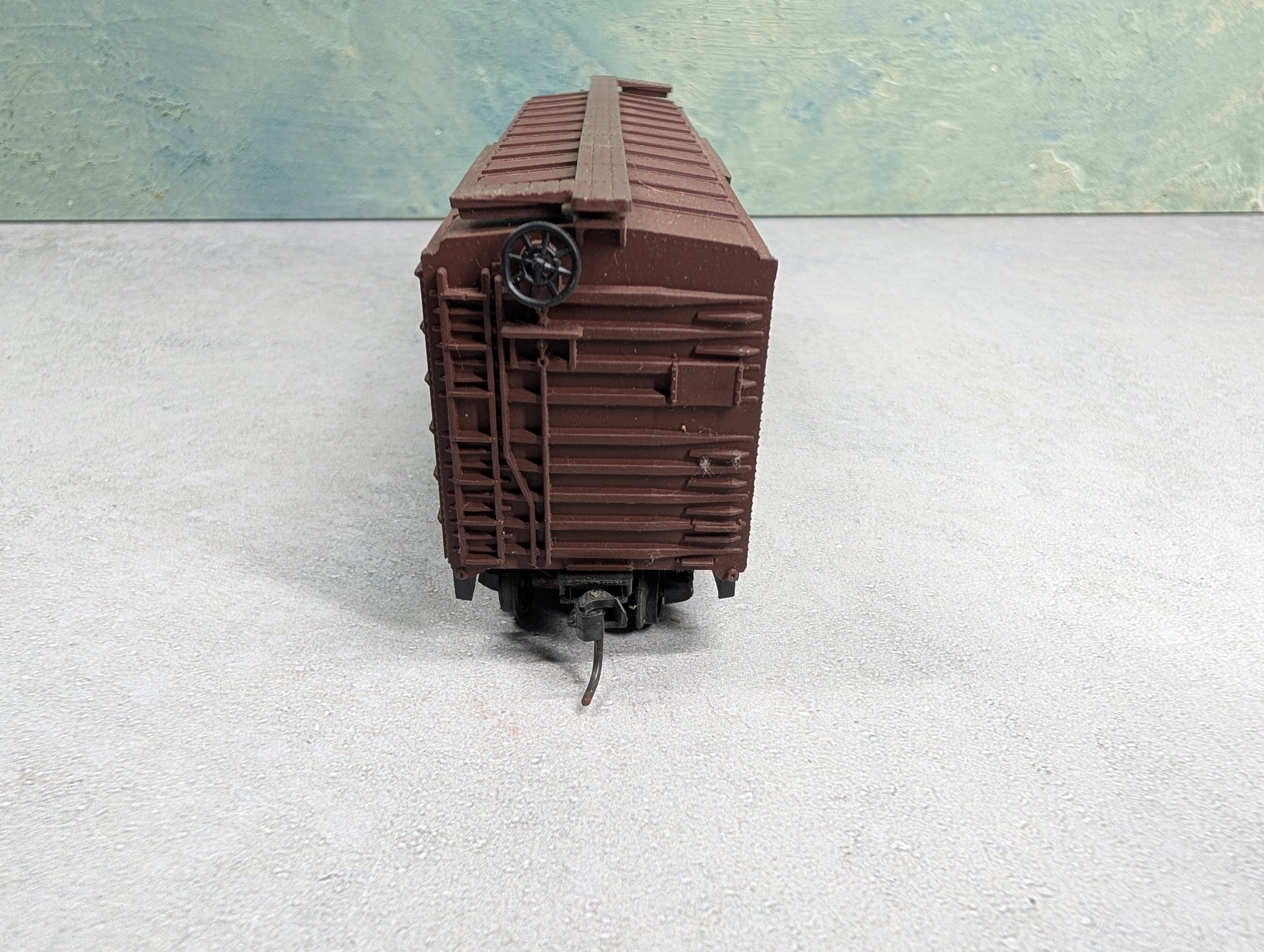 USED Roundhouse HO Scale 40' Box Car Conrail CR #124200