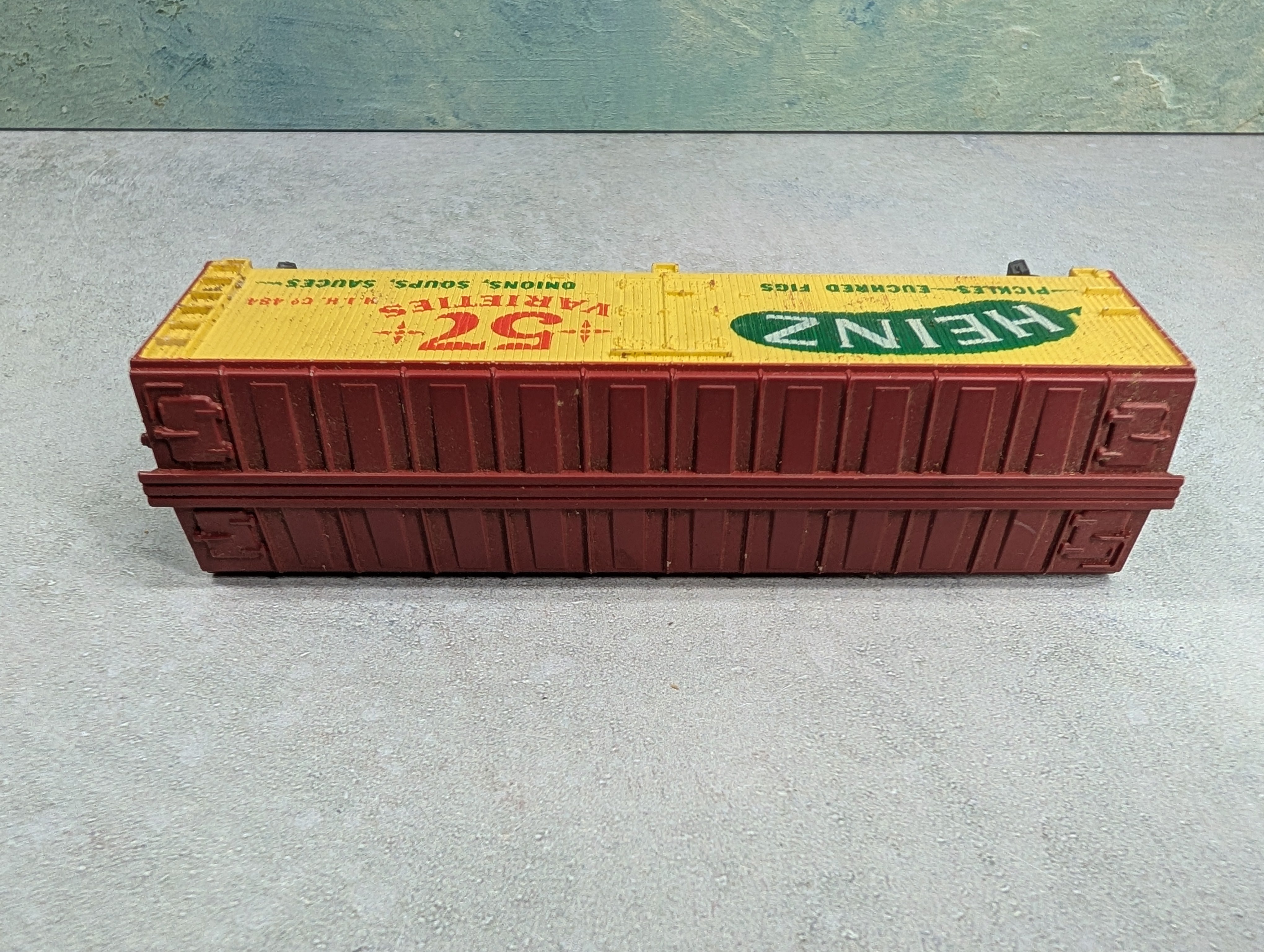 USED Tyco HO Scale 40' Wooden Reefer Box Car Heinz