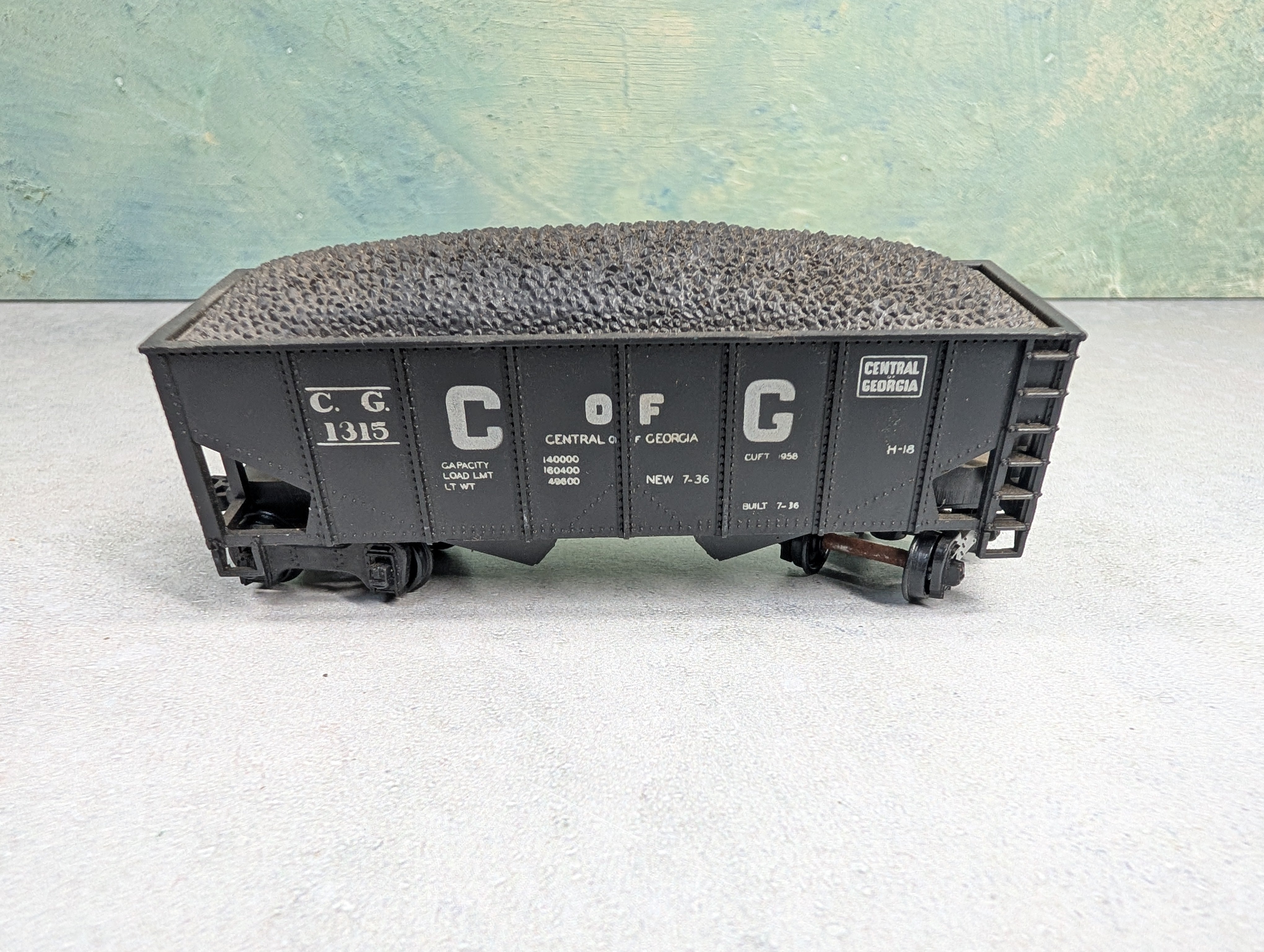 USED Varney HO Scale 2 Bay Hopper Central of Georgia CG #1315