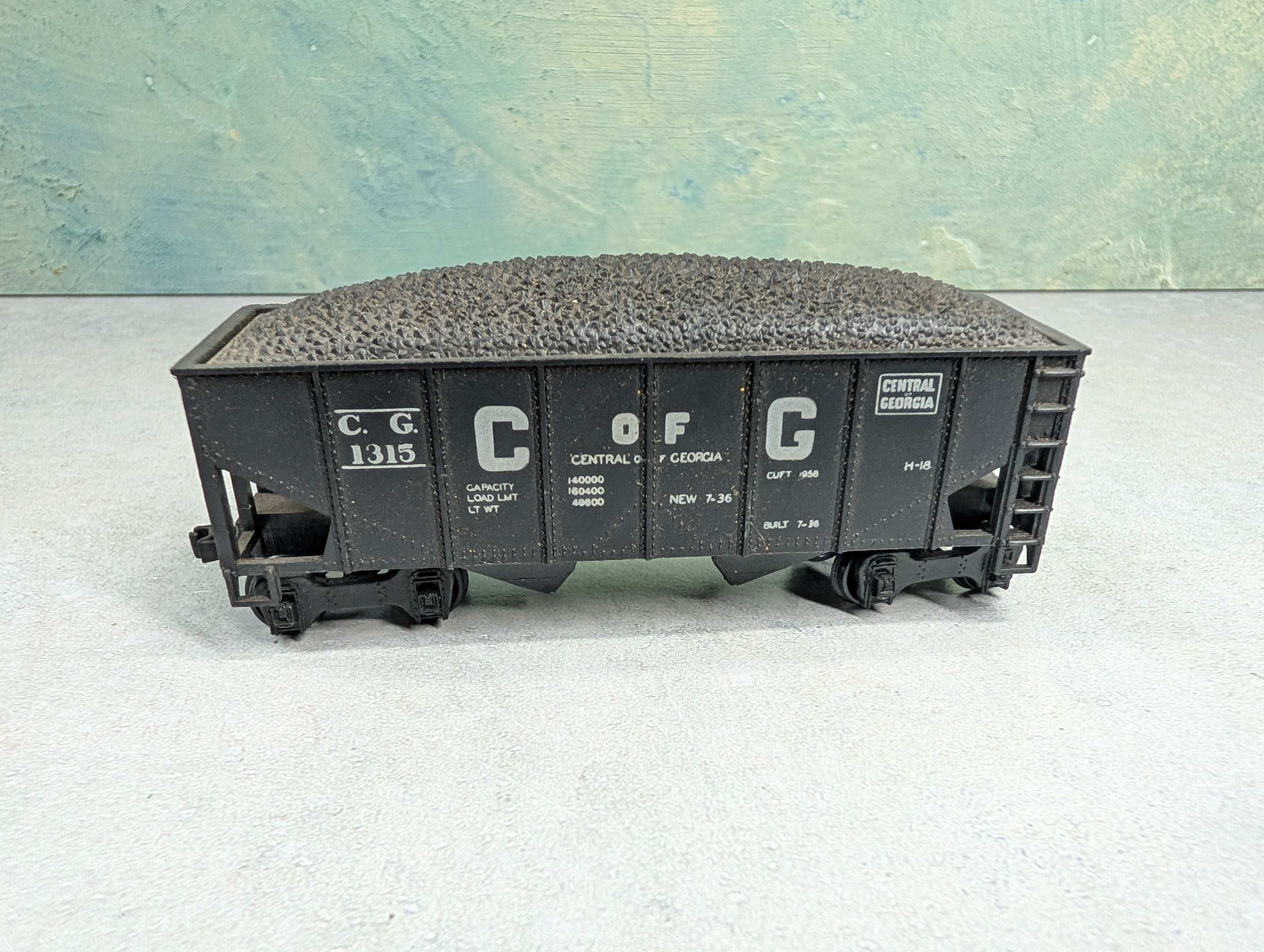 USED Varney HO Scale 2 Bay Hopper Central of Georgia CG #1315