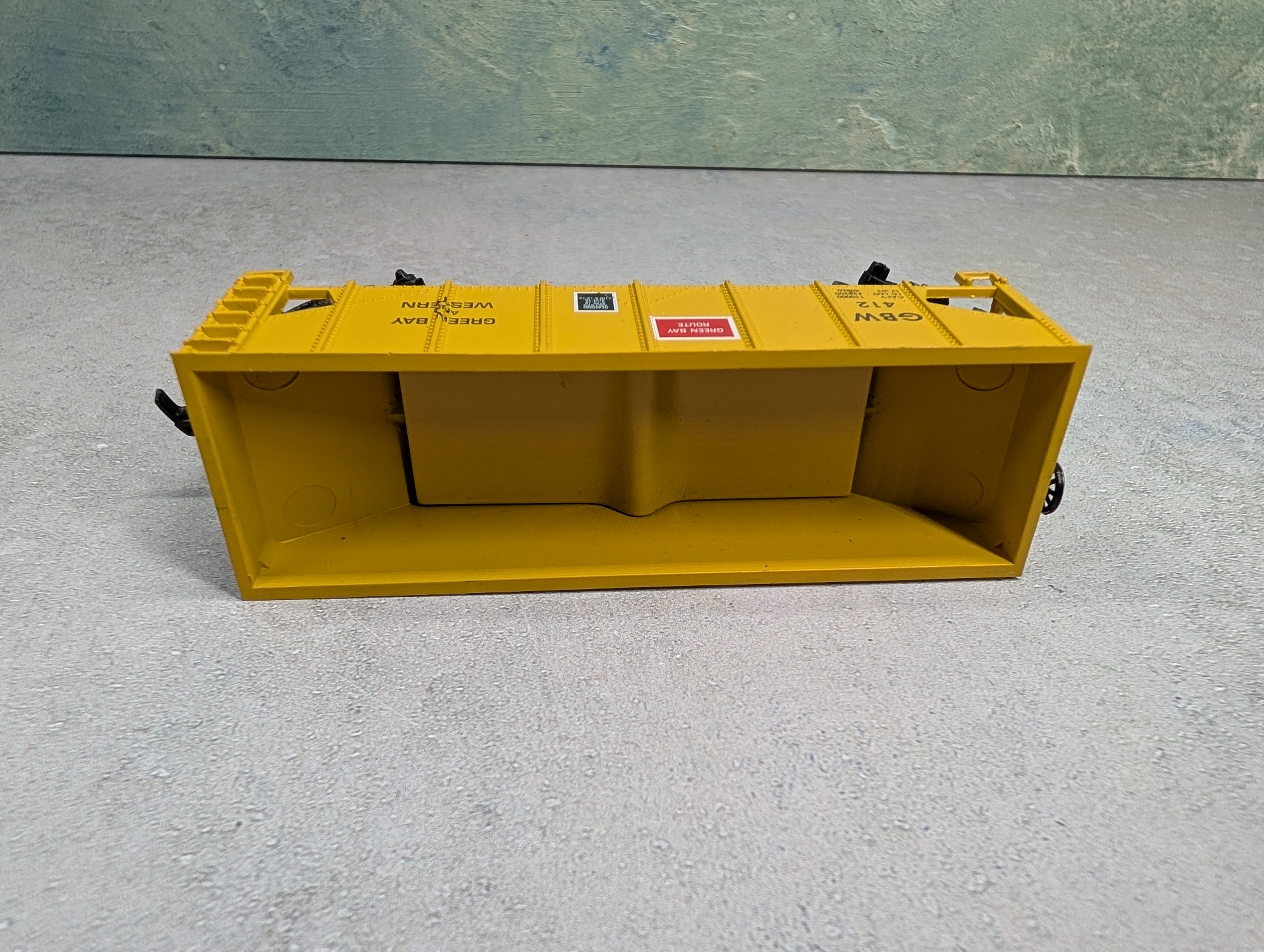 USED Life-Like HO Scale 2 Bay Hopper Green Bay & Western GBW #412