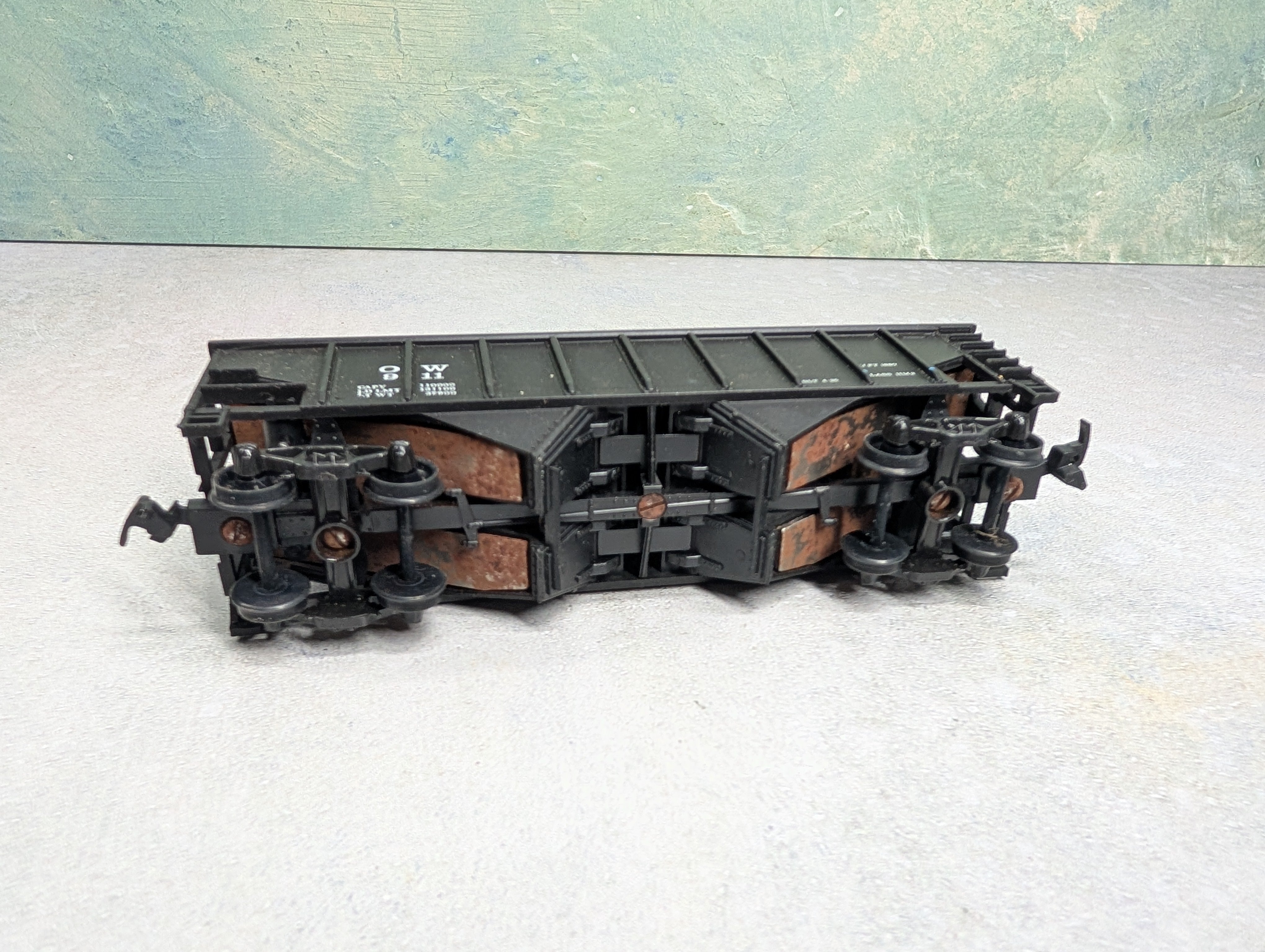USED HO Scale 2 Bay Hopper OW #911 w/ Coal Load