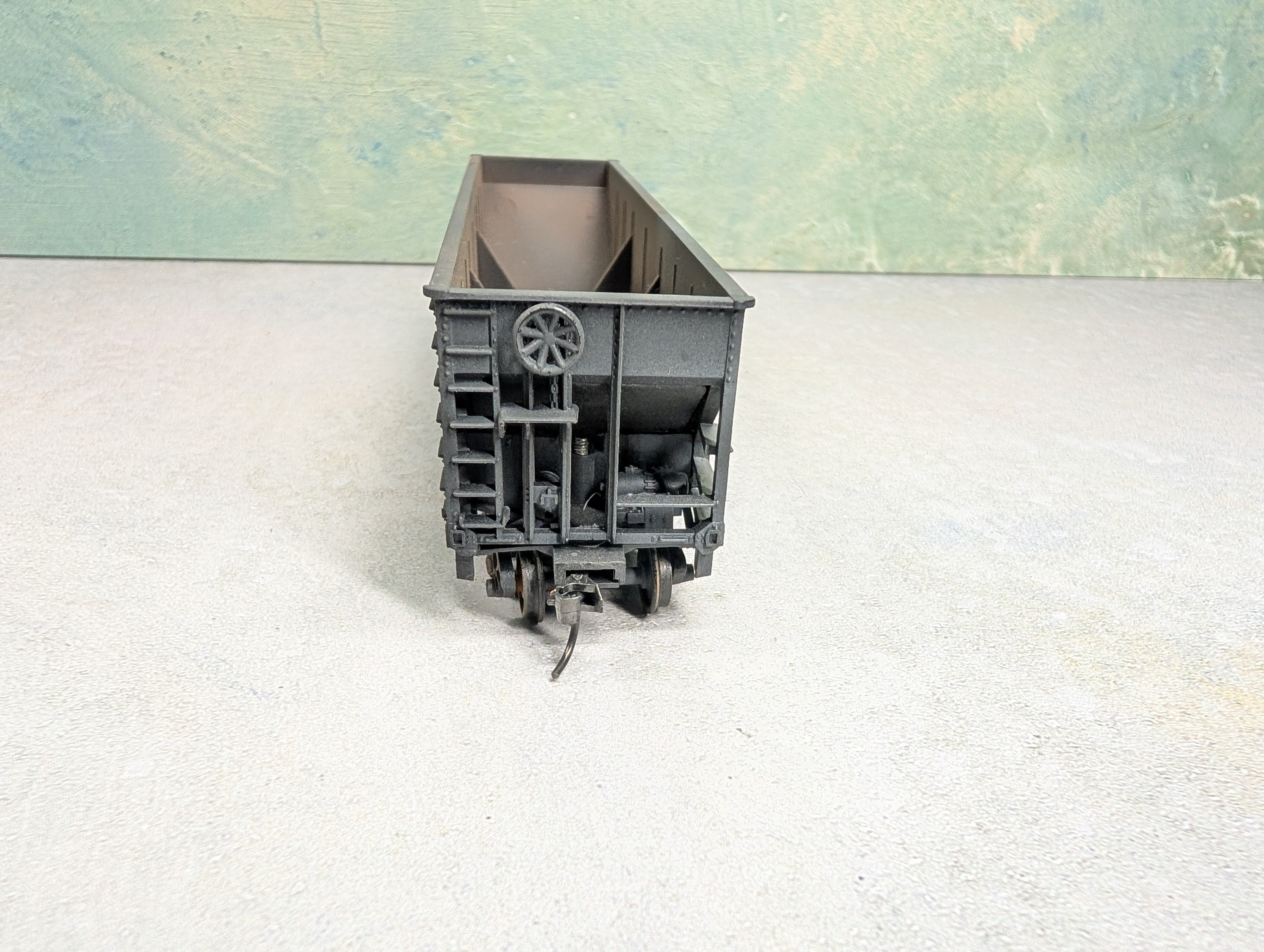 USED HO Scale 100 Ton Hopper Chesapeake and Ohio C&O #191672 Custom Decals, Weathered
