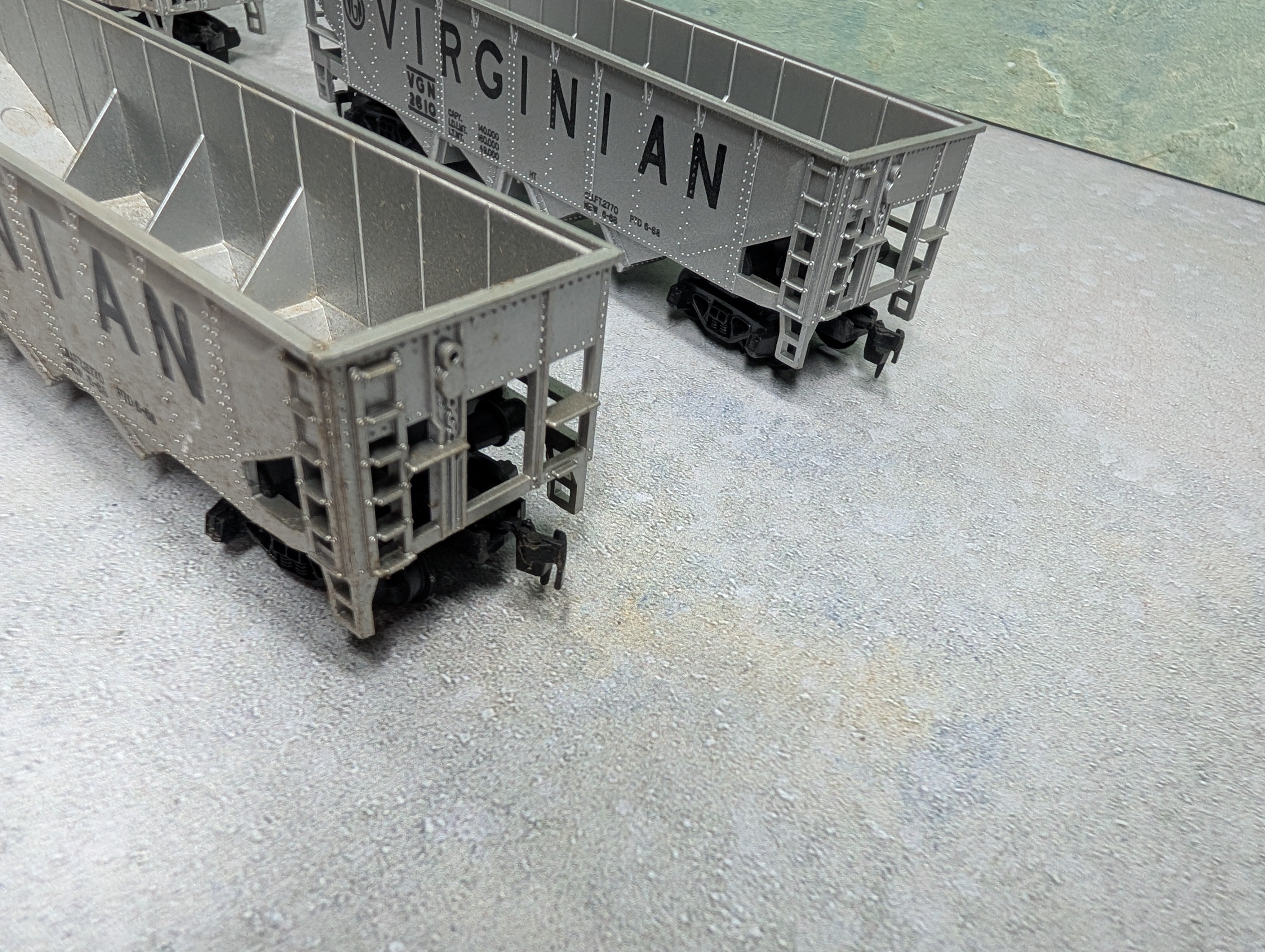 USED Tyco HO Scale Lot of Quad Hoppers Virginian VGN #2610 (4 pcs)