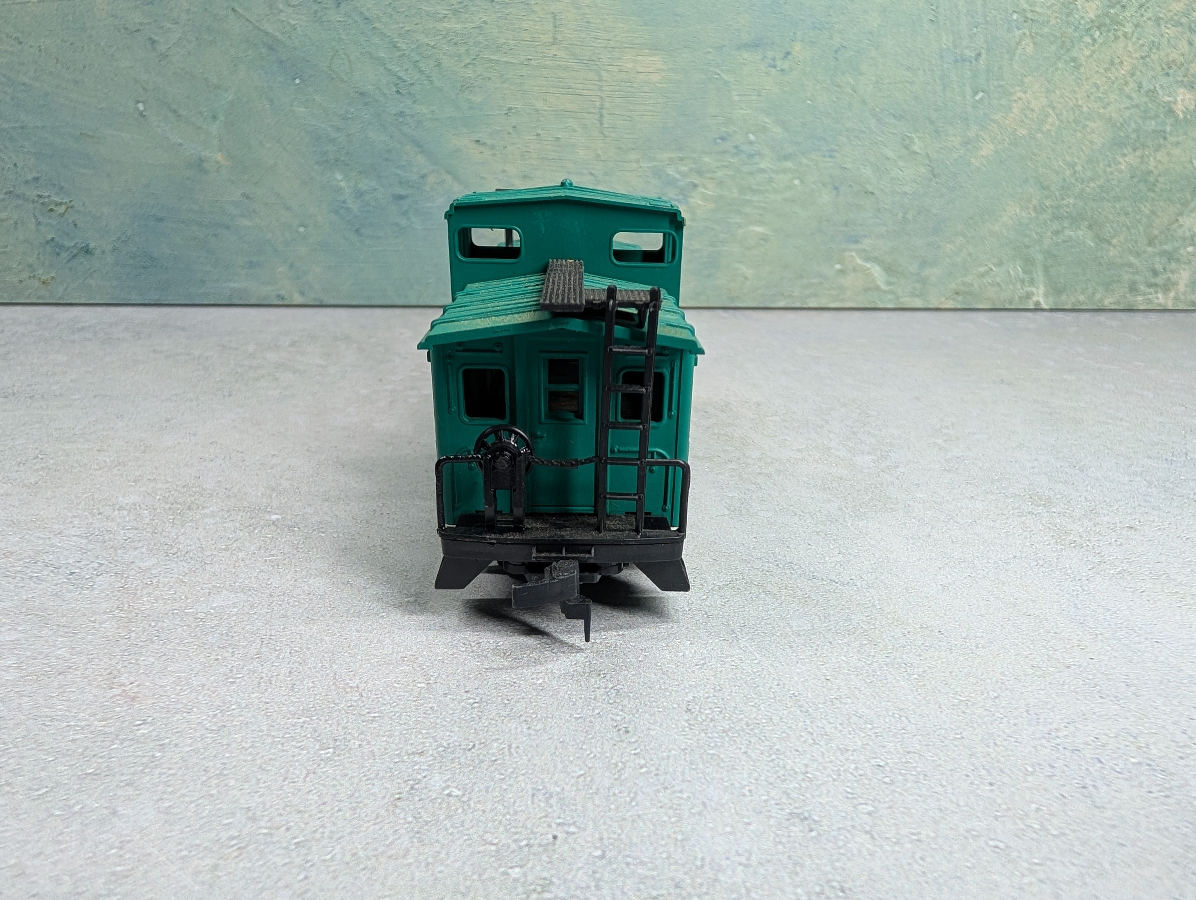USED AHM HO Scale Caboose Penn Central #4751