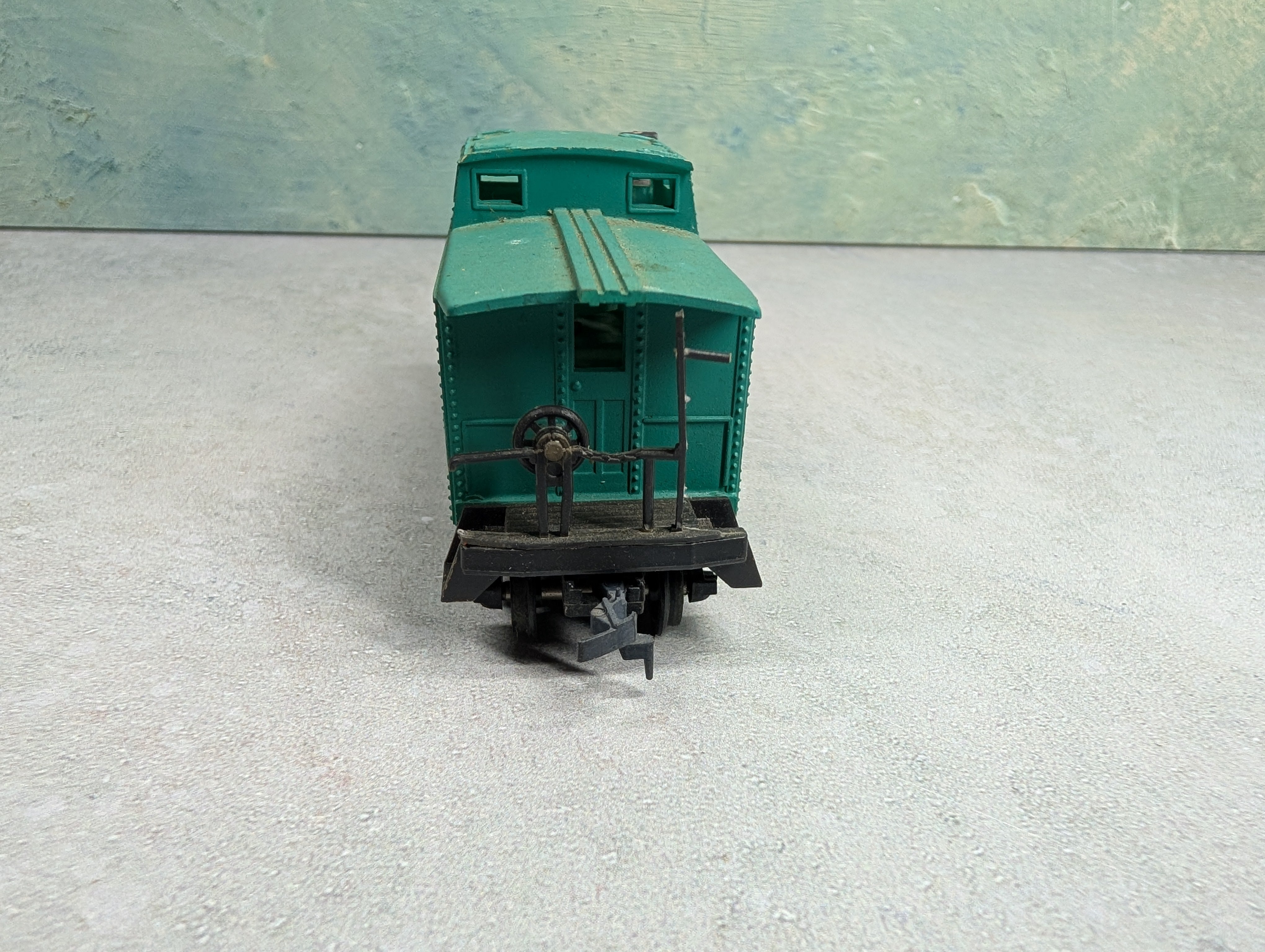 USED HO Scale Caboose Penn Central #983749