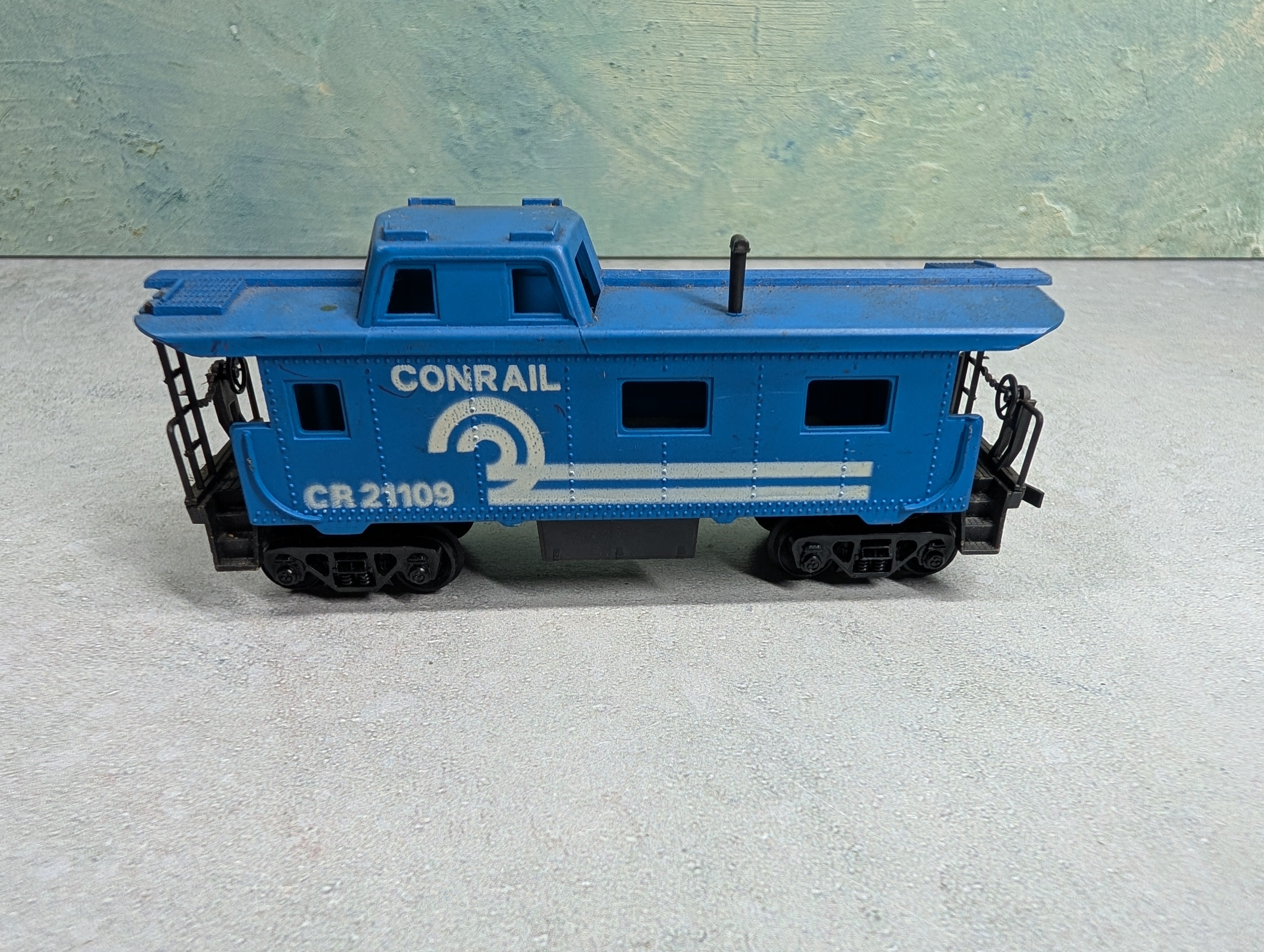 USED CTC HO Scale Caboose Conrail CR #21109