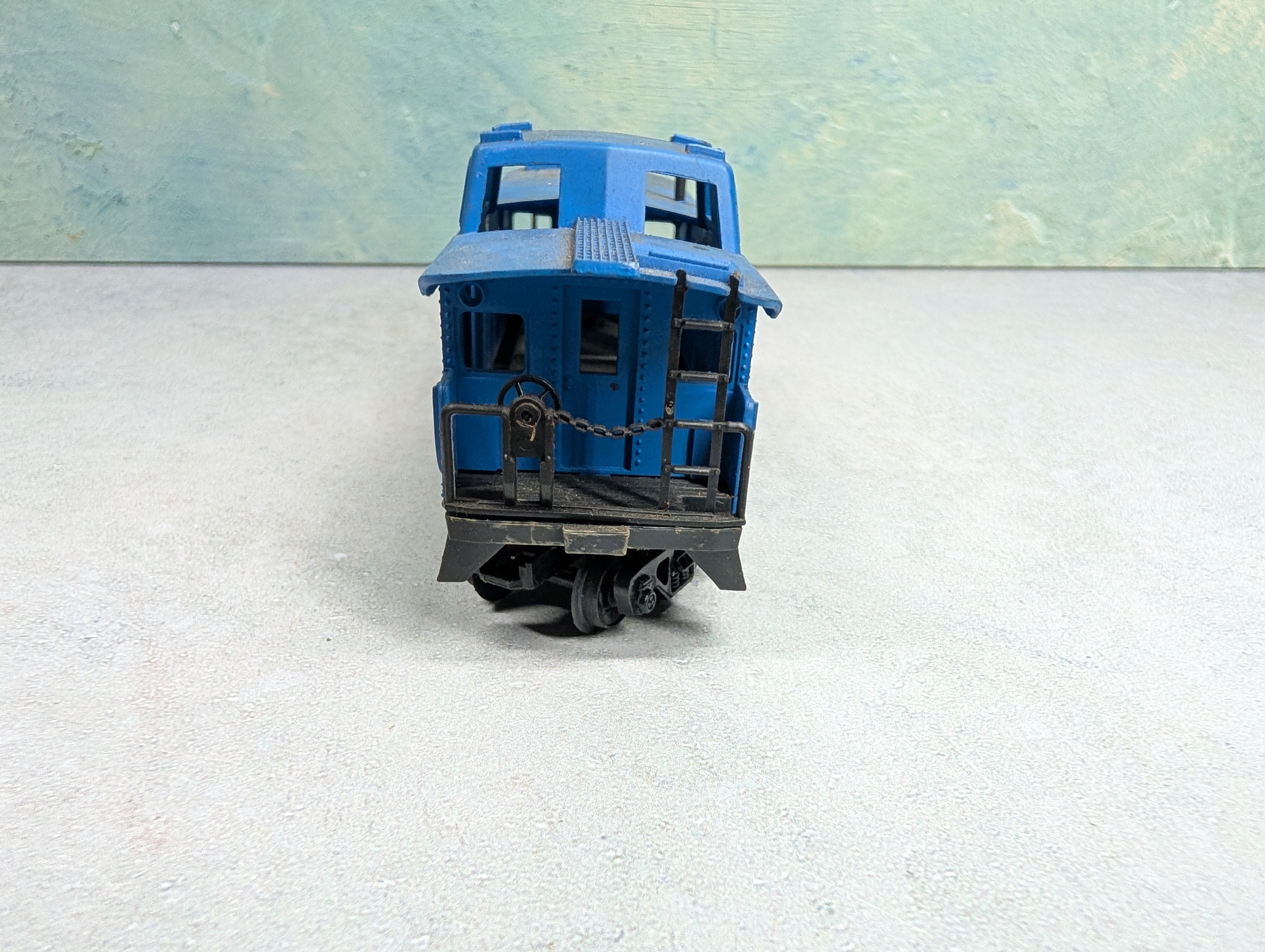 USED CTC HO Scale Caboose Conrail CR #21109