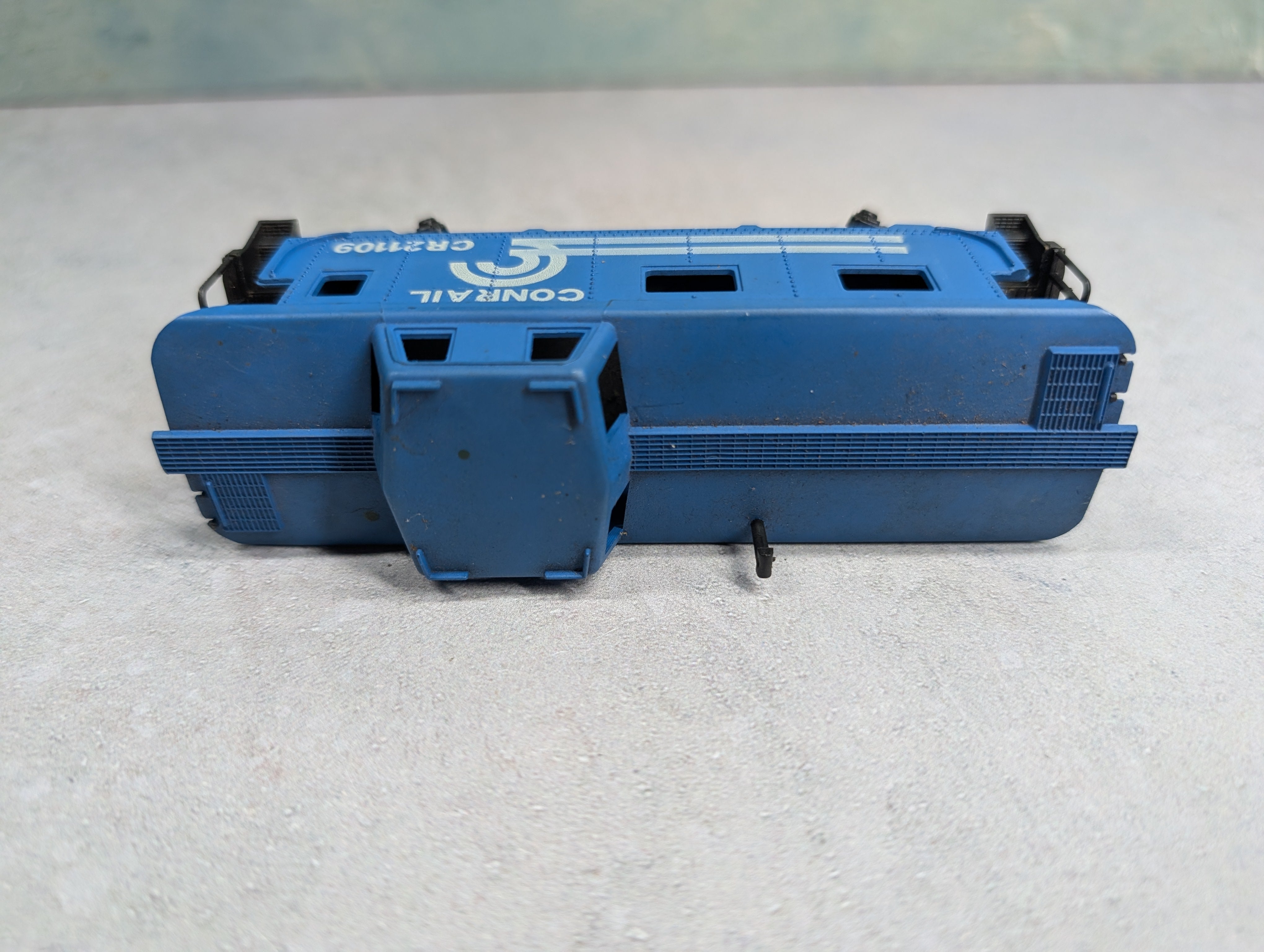 USED CTC HO Scale Caboose Conrail CR #21109