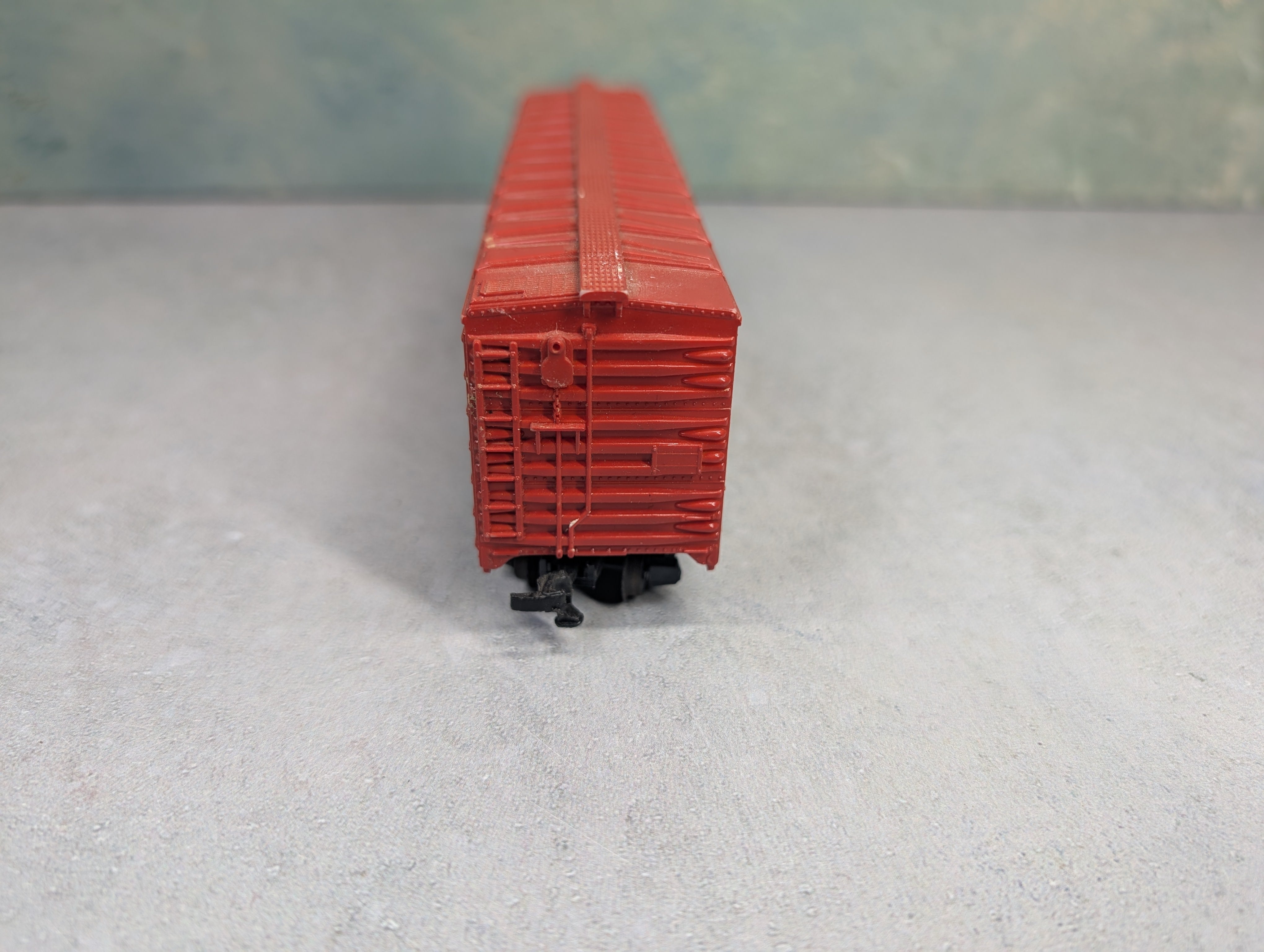 USED Tyco HO Scale 50' Box Car New Haven NH #35688