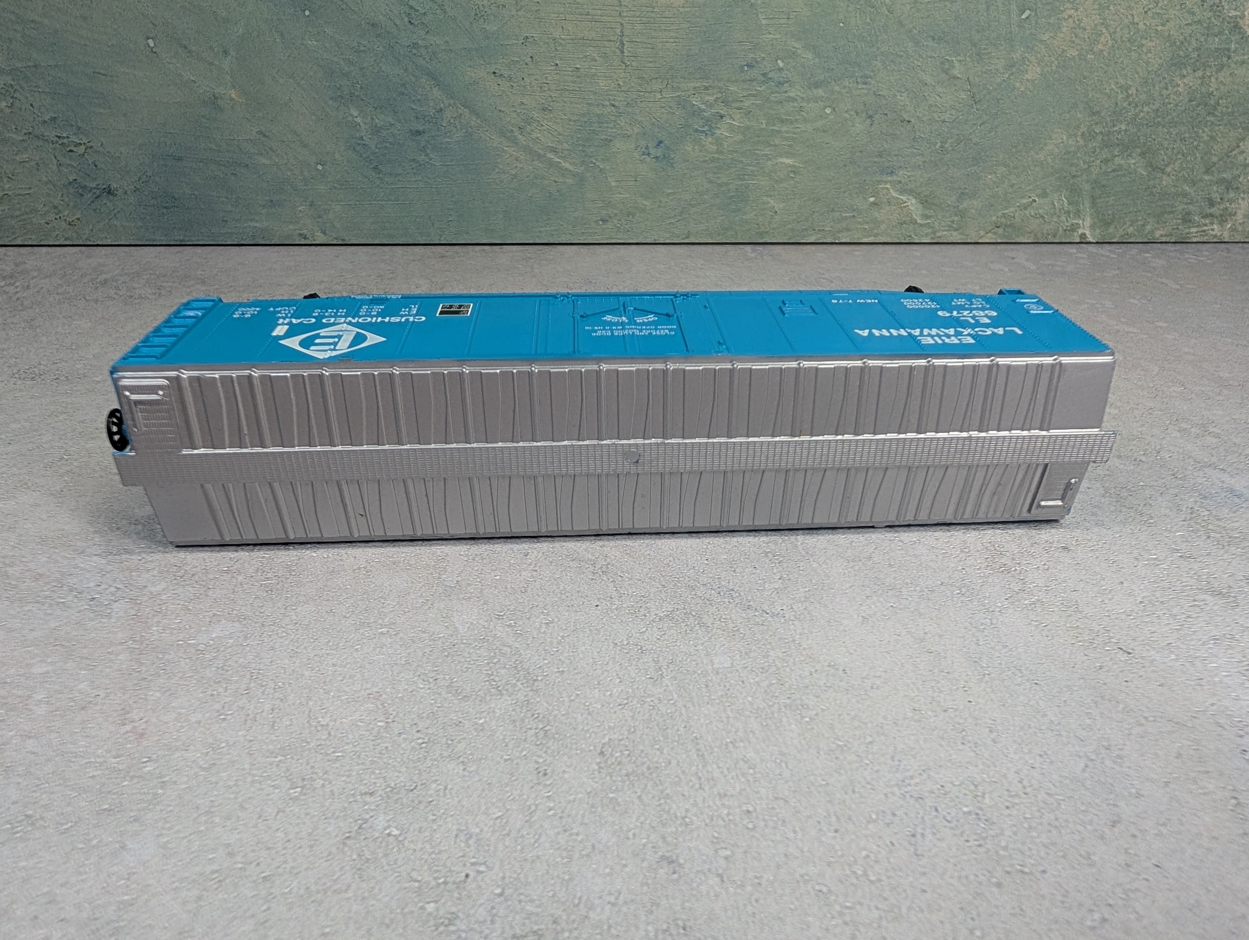 USED Bachmann HO Scale 50' Box Car Erie Lackawanna EL #68279