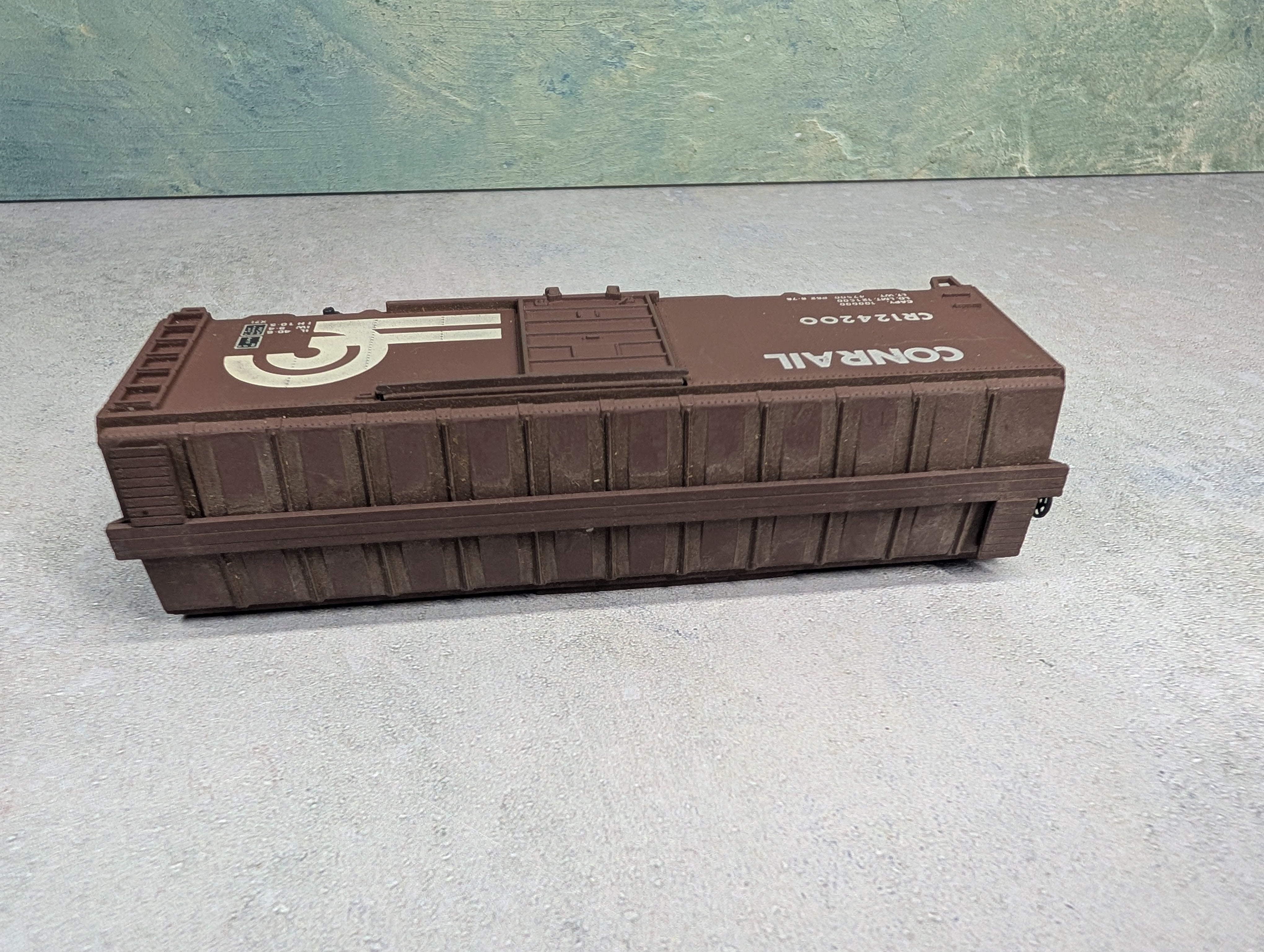 USED Roundhouse HO Scale 40' Box Car Conrail CR #124200