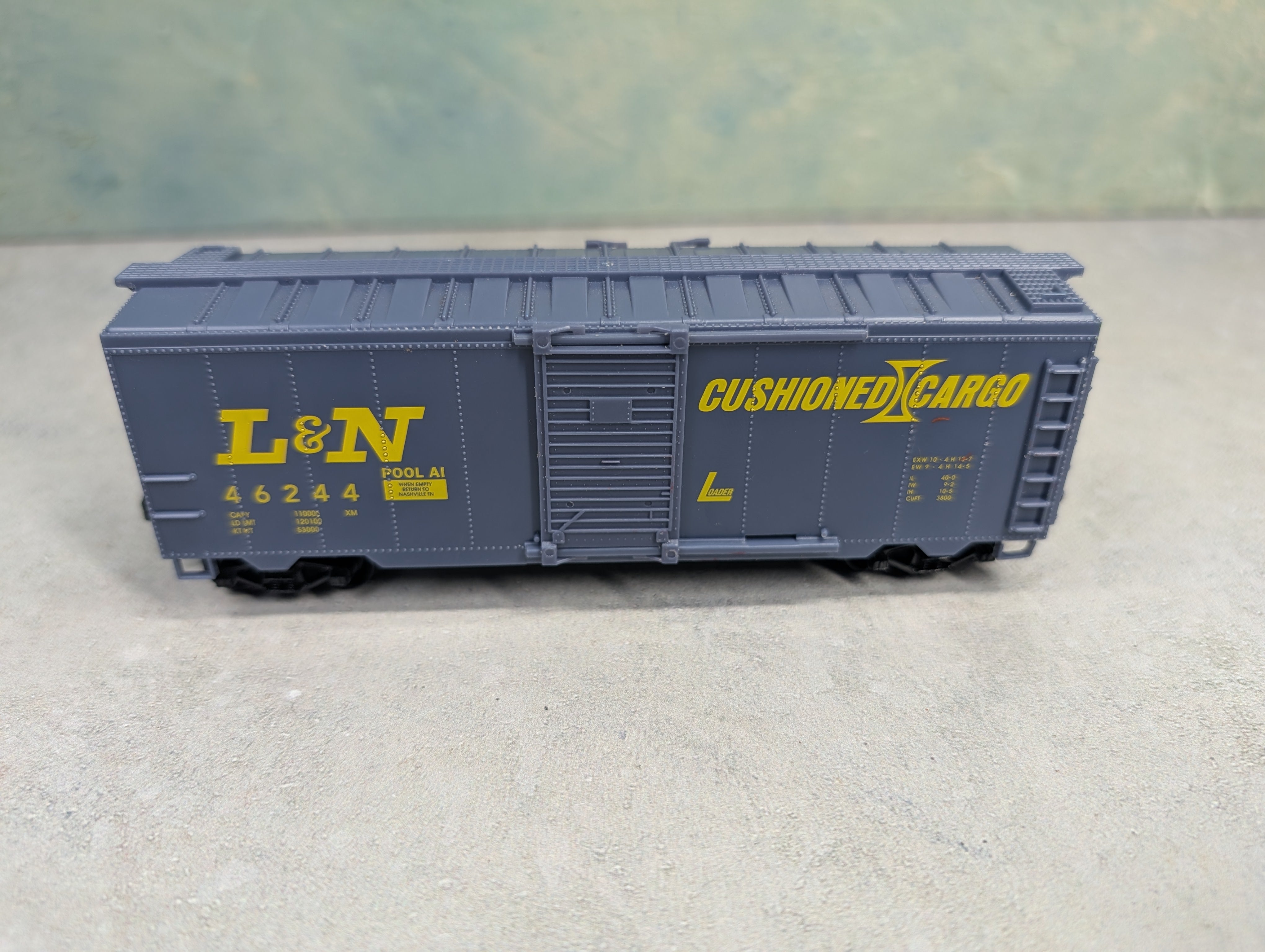 USED Life-Like HO Scale 40' Box Car Louisville & Nashville L&N #46244
