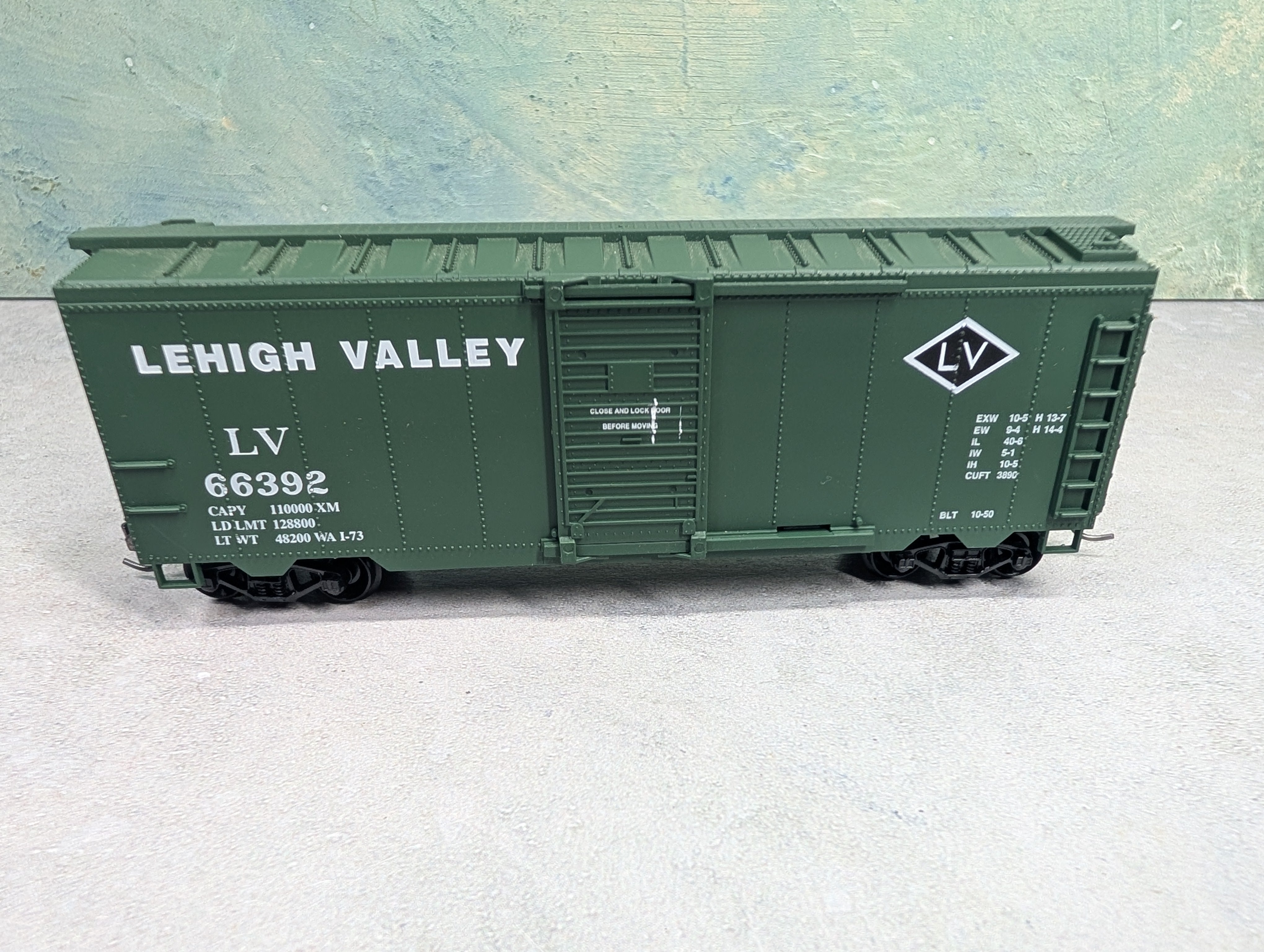 USED Life-Like HO Scale 40' Box Car Lehigh Valley LV #66392