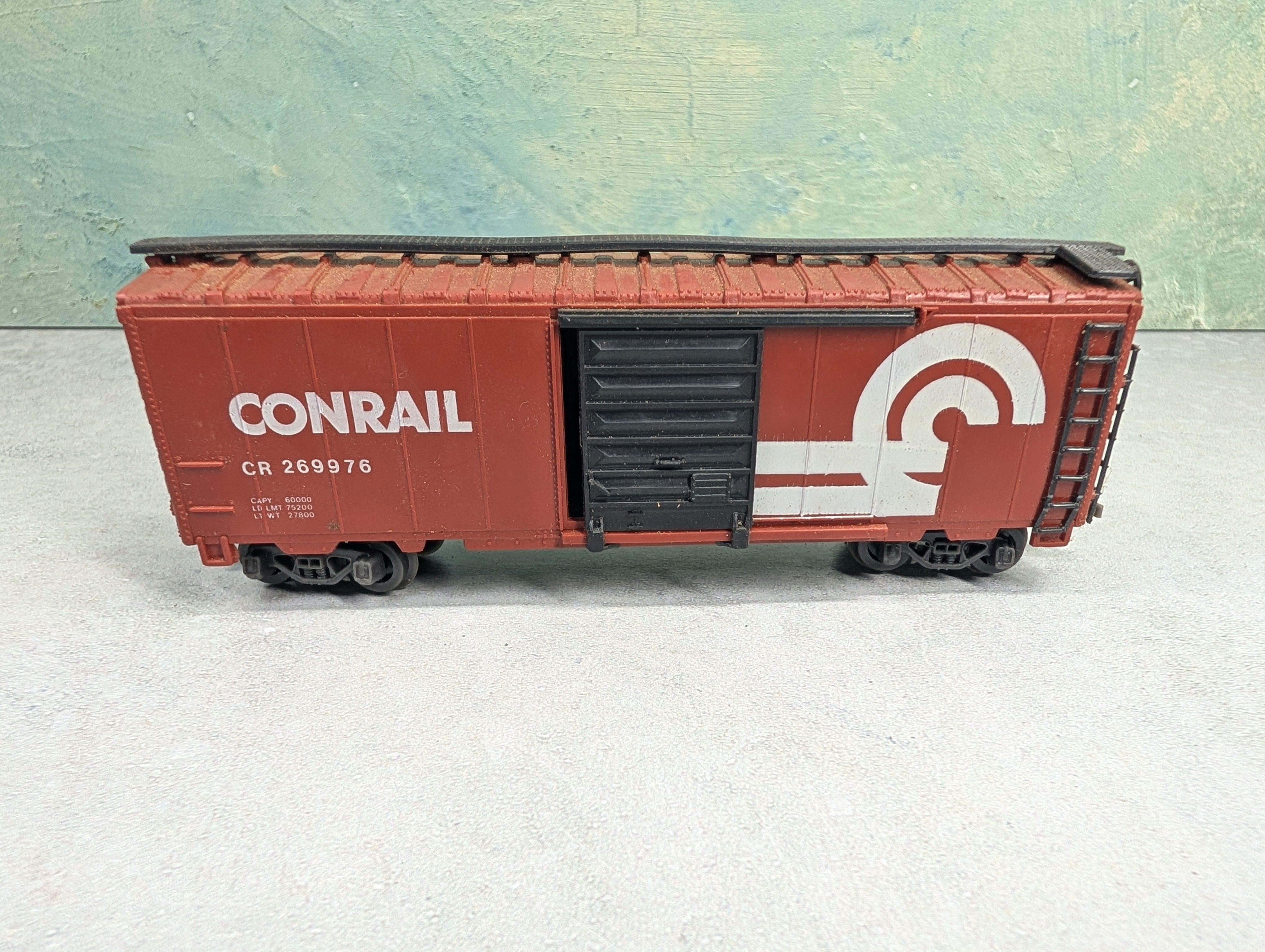 USED HO Scale 40' Box Car Conrail CR #269976