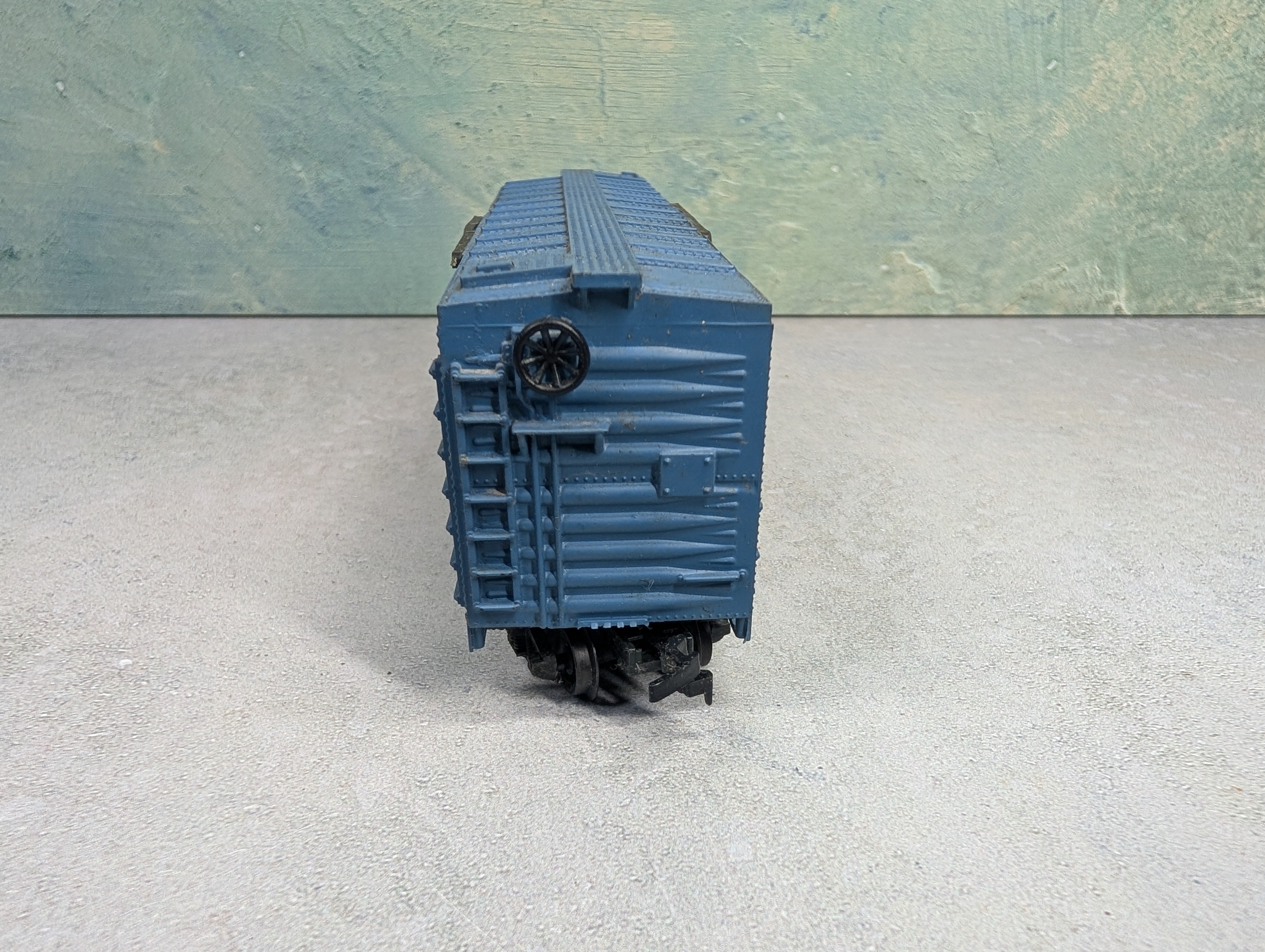 USED HO Scale 40' Box Car Boston and Maine BM #77711