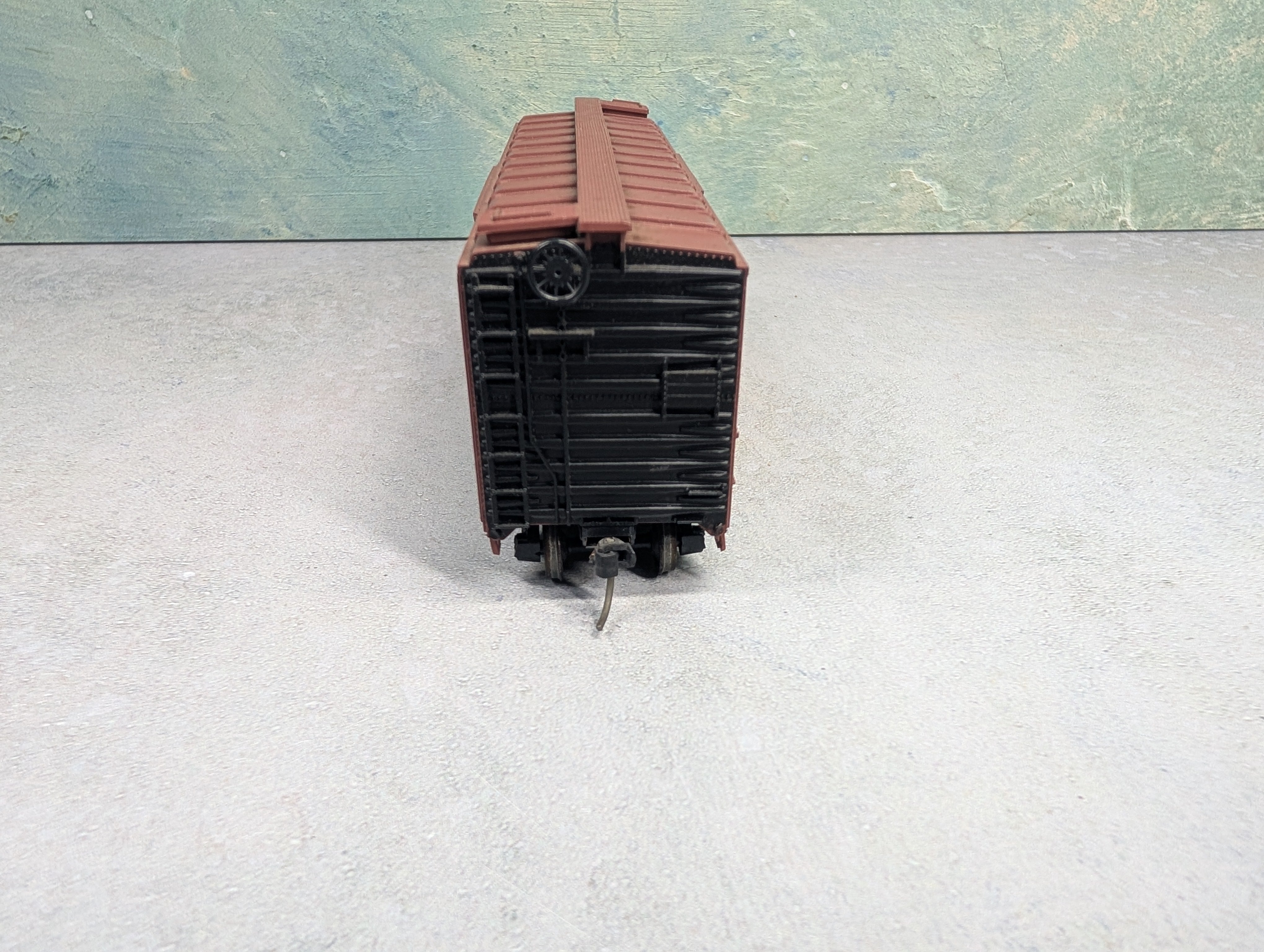 USED Athearn HO Scale 40' Wooden Box Car Erie #60592