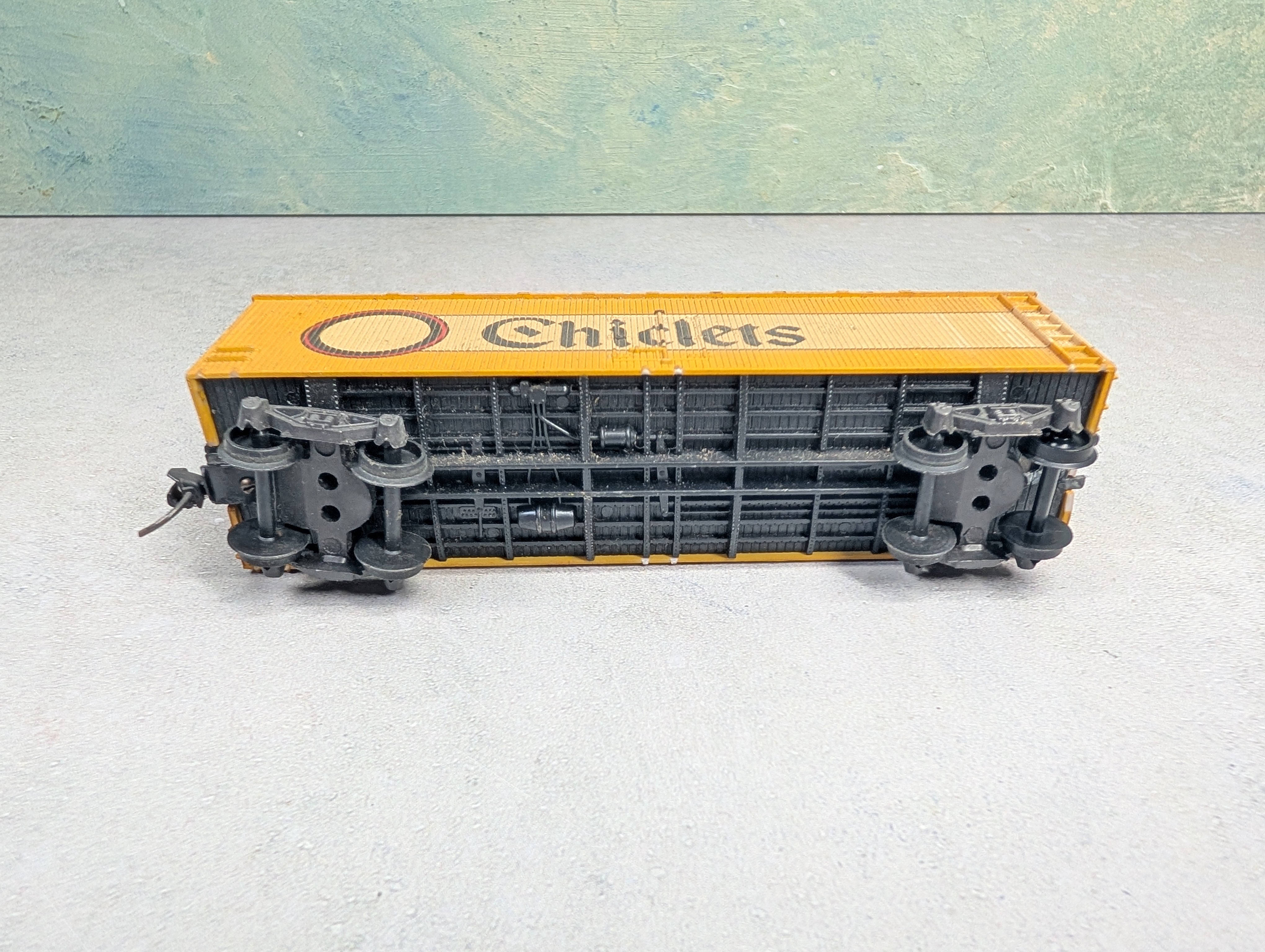 USED Model Power HO Scale 40' Wooden Reefer Box Car Chiclets