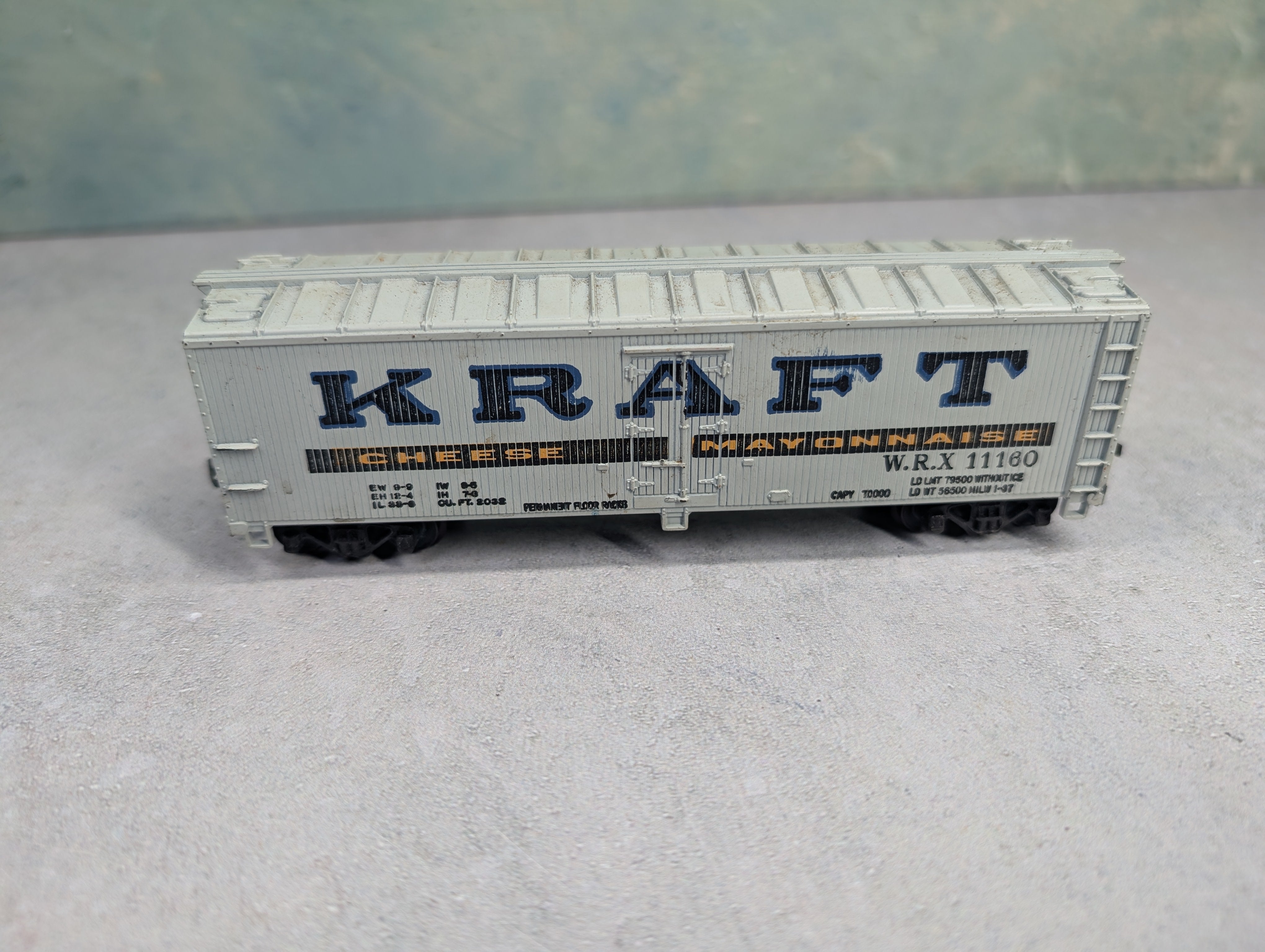 USED HO Scale 40' Wooden Reefer Box Car Kraft WRX #11160