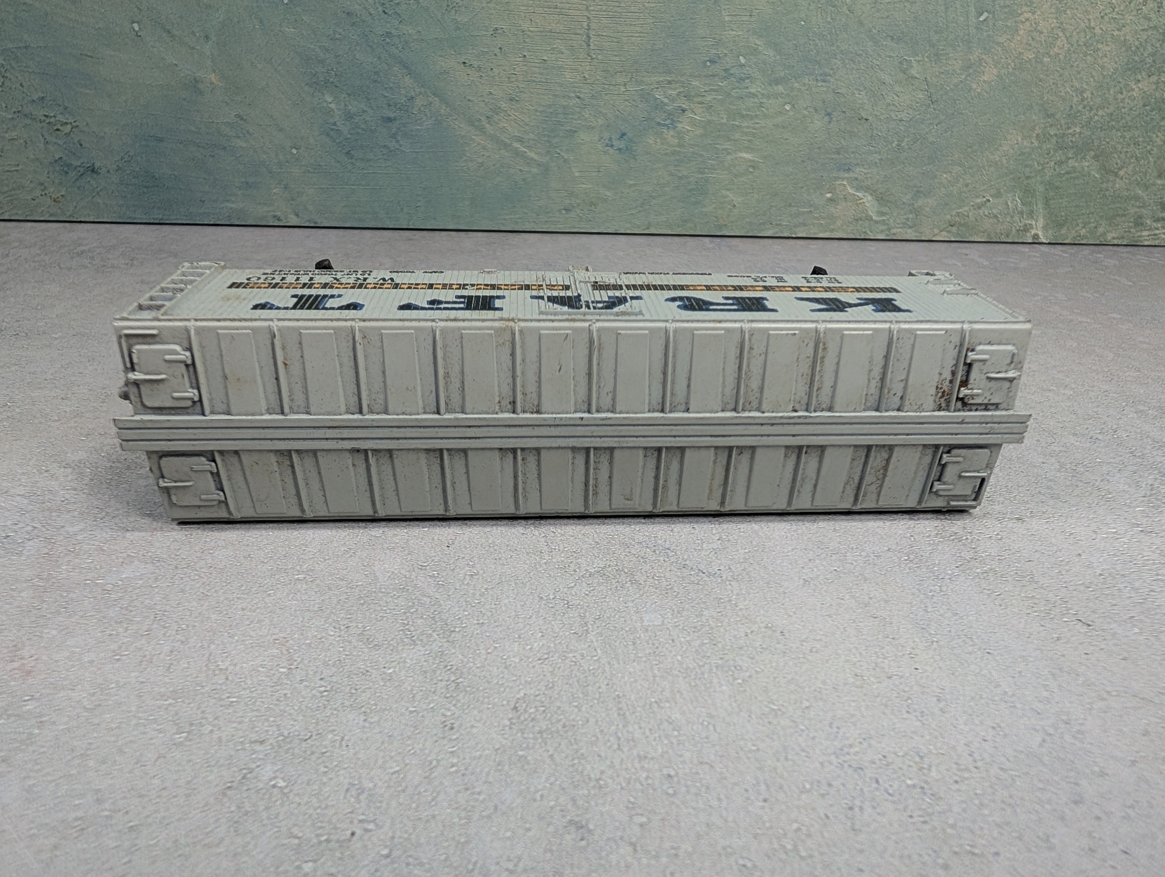 USED HO Scale 40' Wooden Reefer Box Car Kraft WRX #11160