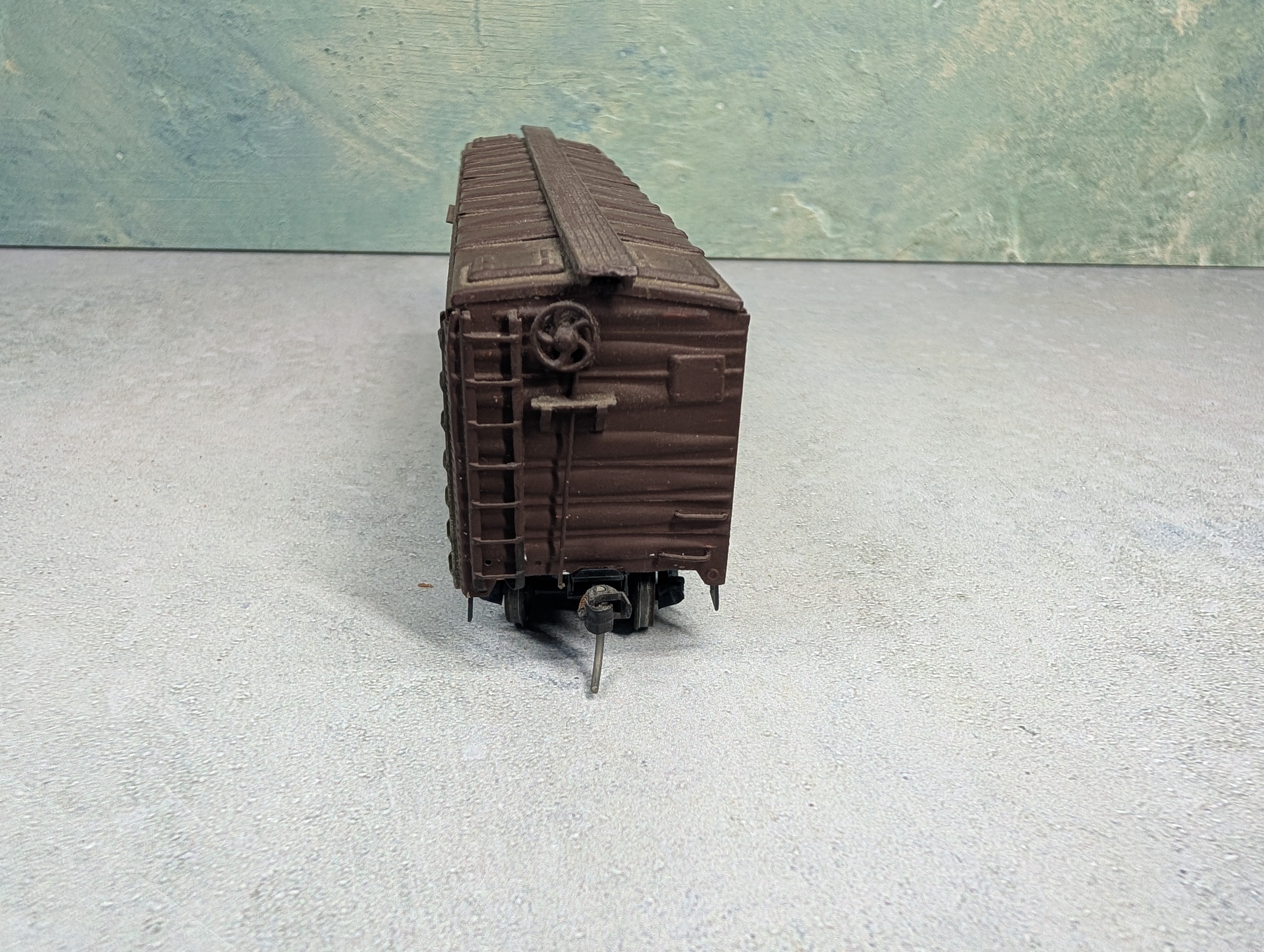 USED HO Scale 40' Reefer Box Car Pacific Fruit Express PFE #26109