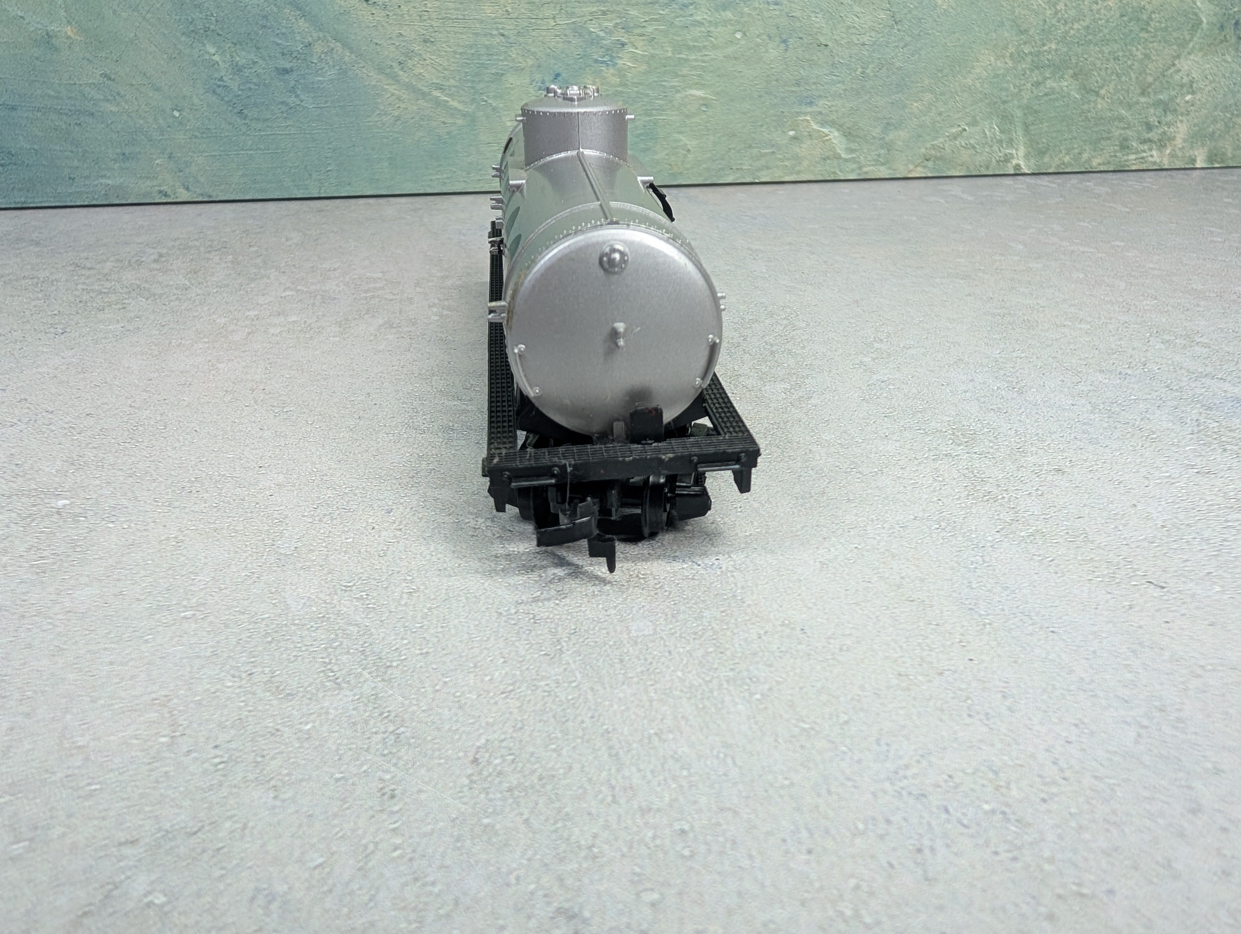 USED Tyco HO Scale Single Dome Tank Car Texaco