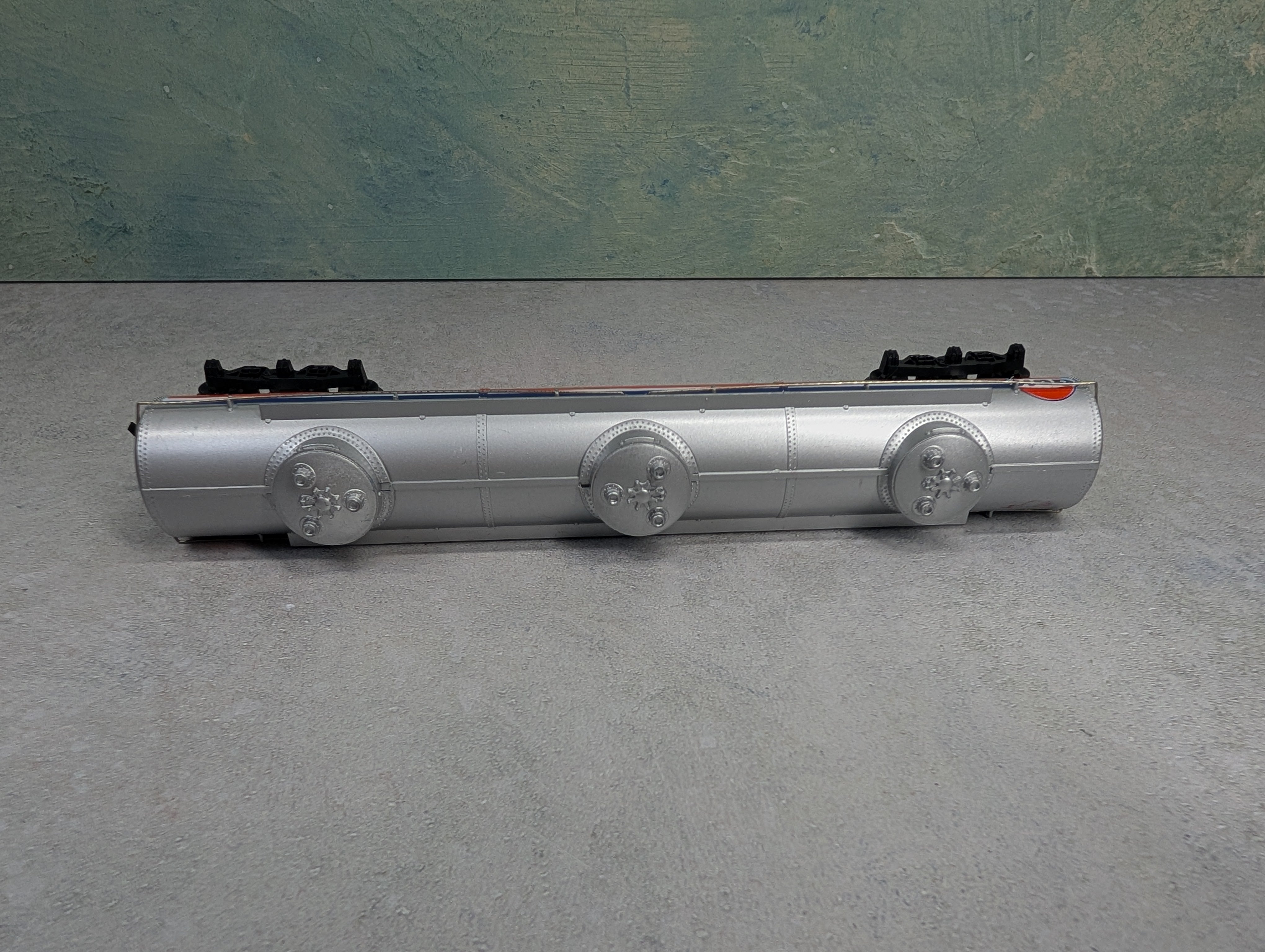 USED Tyco HO Scale Large Triple Dome Tank Car Gulf OSKX #829