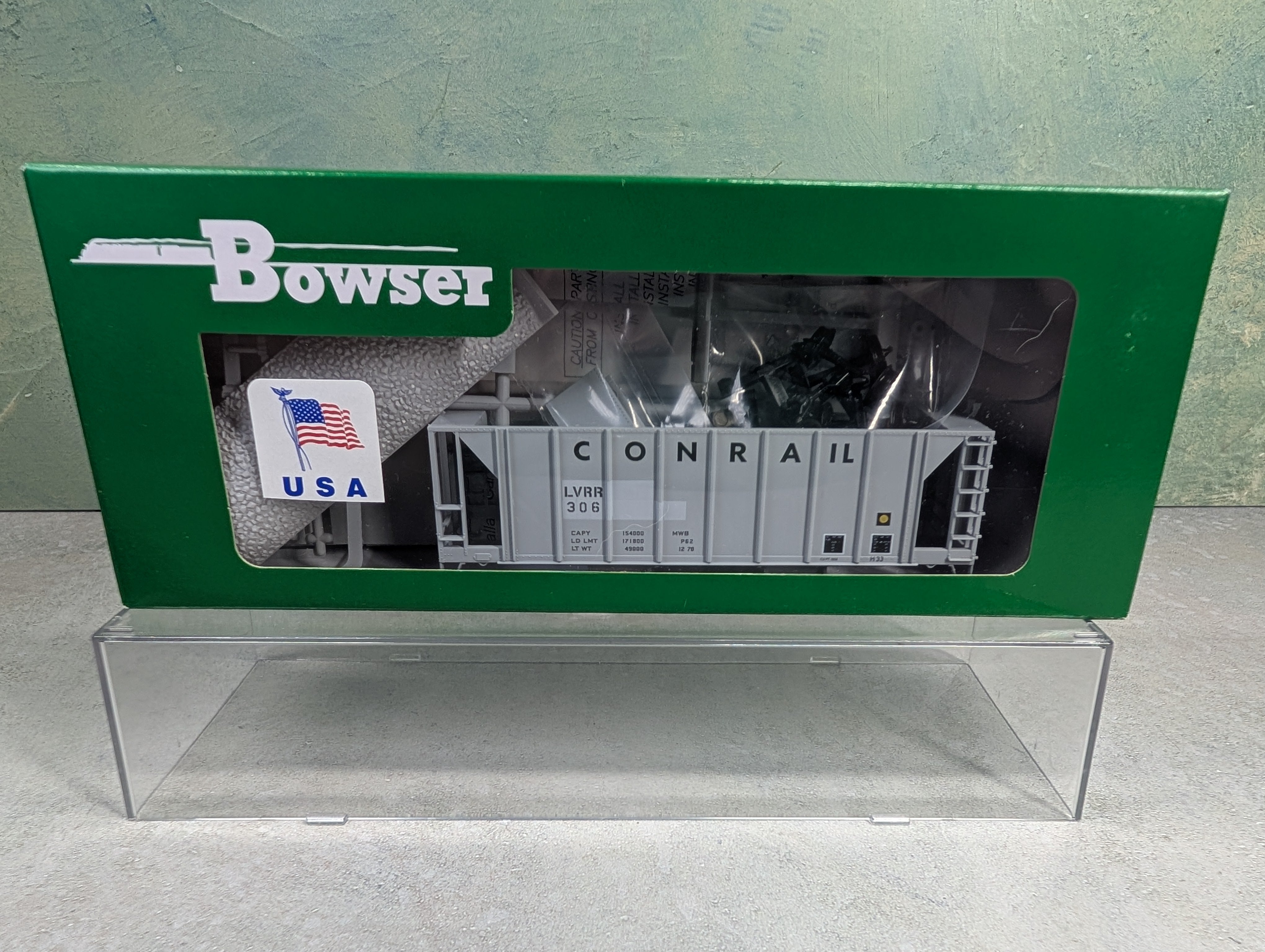 Bowser #3-1717 HO Scale 70-Ton 2 Bay Ballast Car Lehigh Valley LVRR #306 ex-Conrail KIT