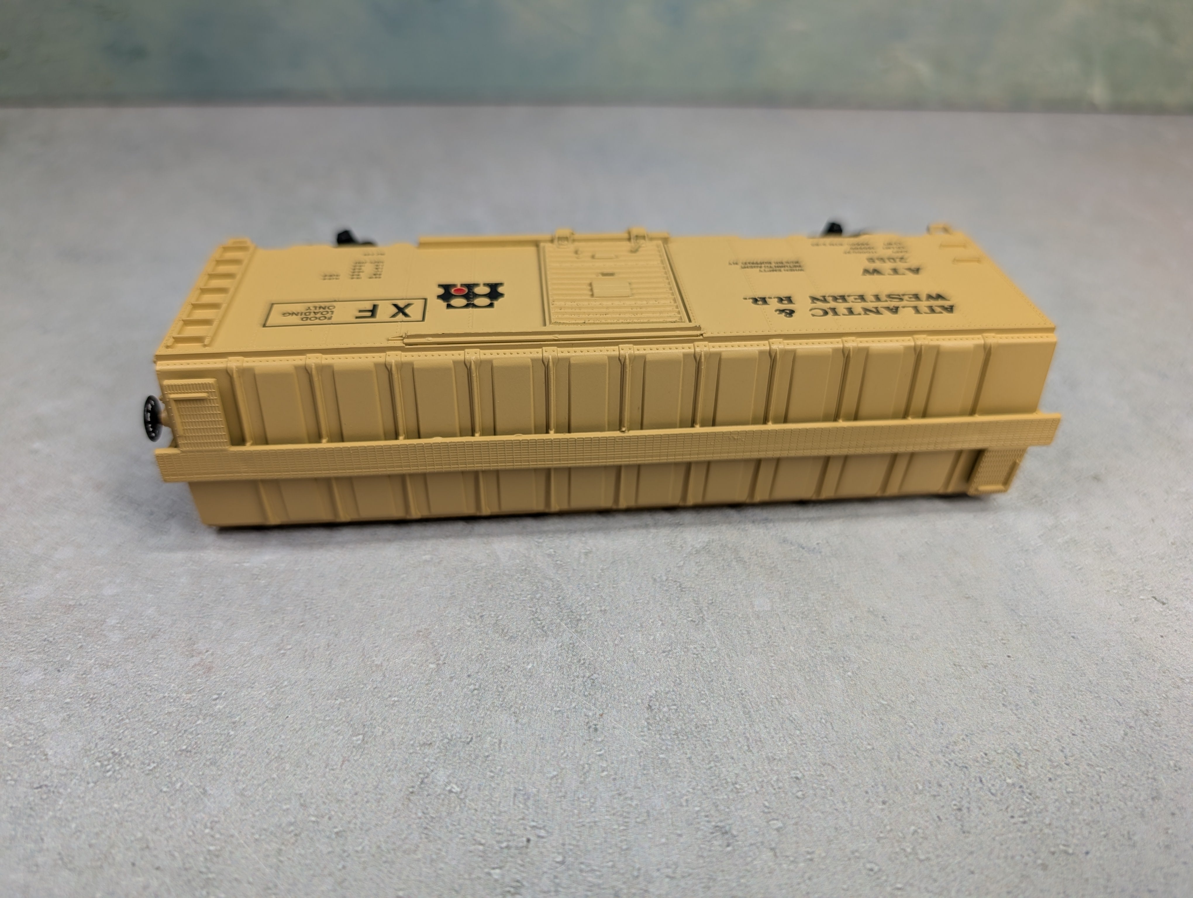 USED Athearn HO Scale 40' Box Car Atlantic & Western ATW #2059
