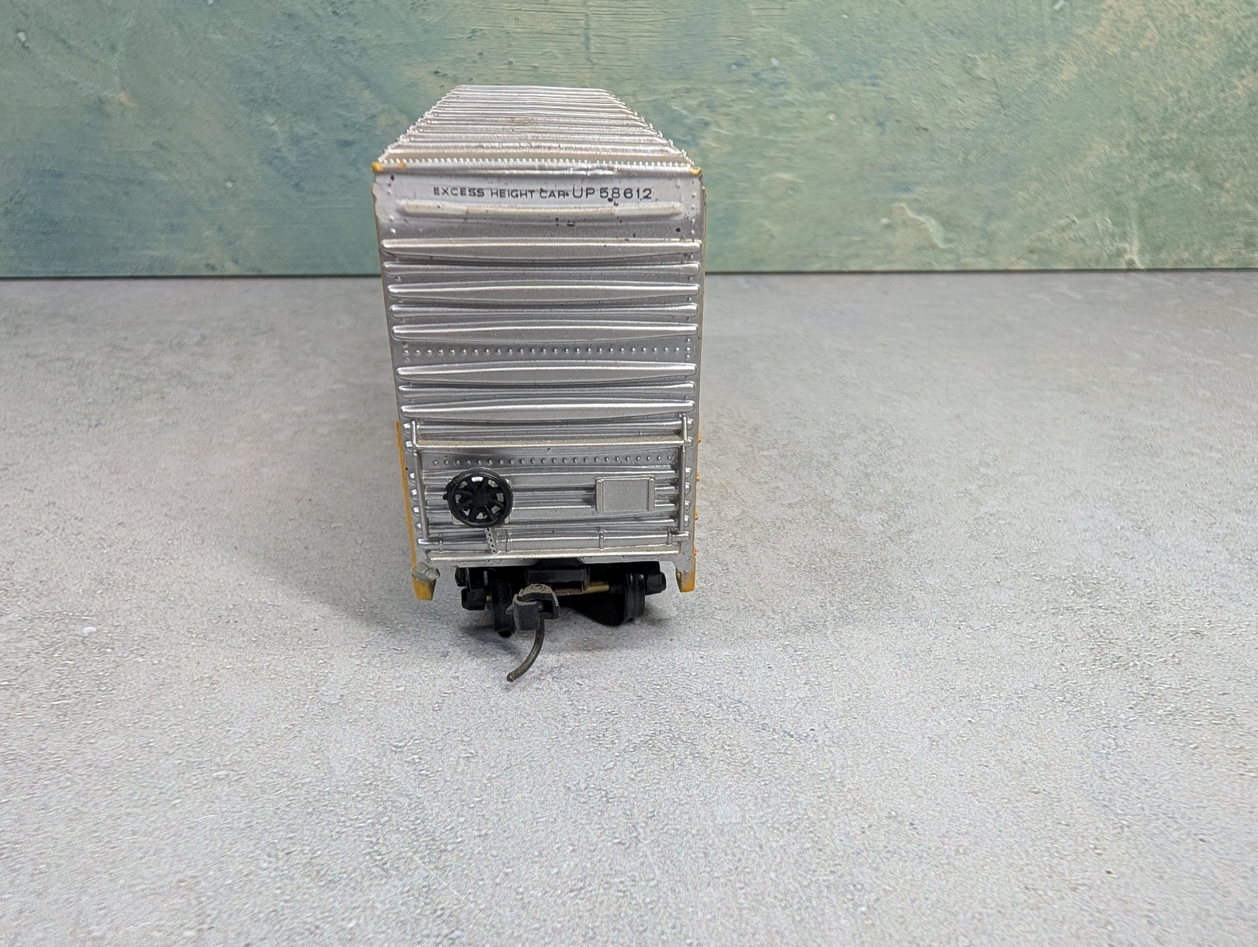 USED Athearn HO Scale 40' Hi-Cube Box Car Union Pacific UP #58612
