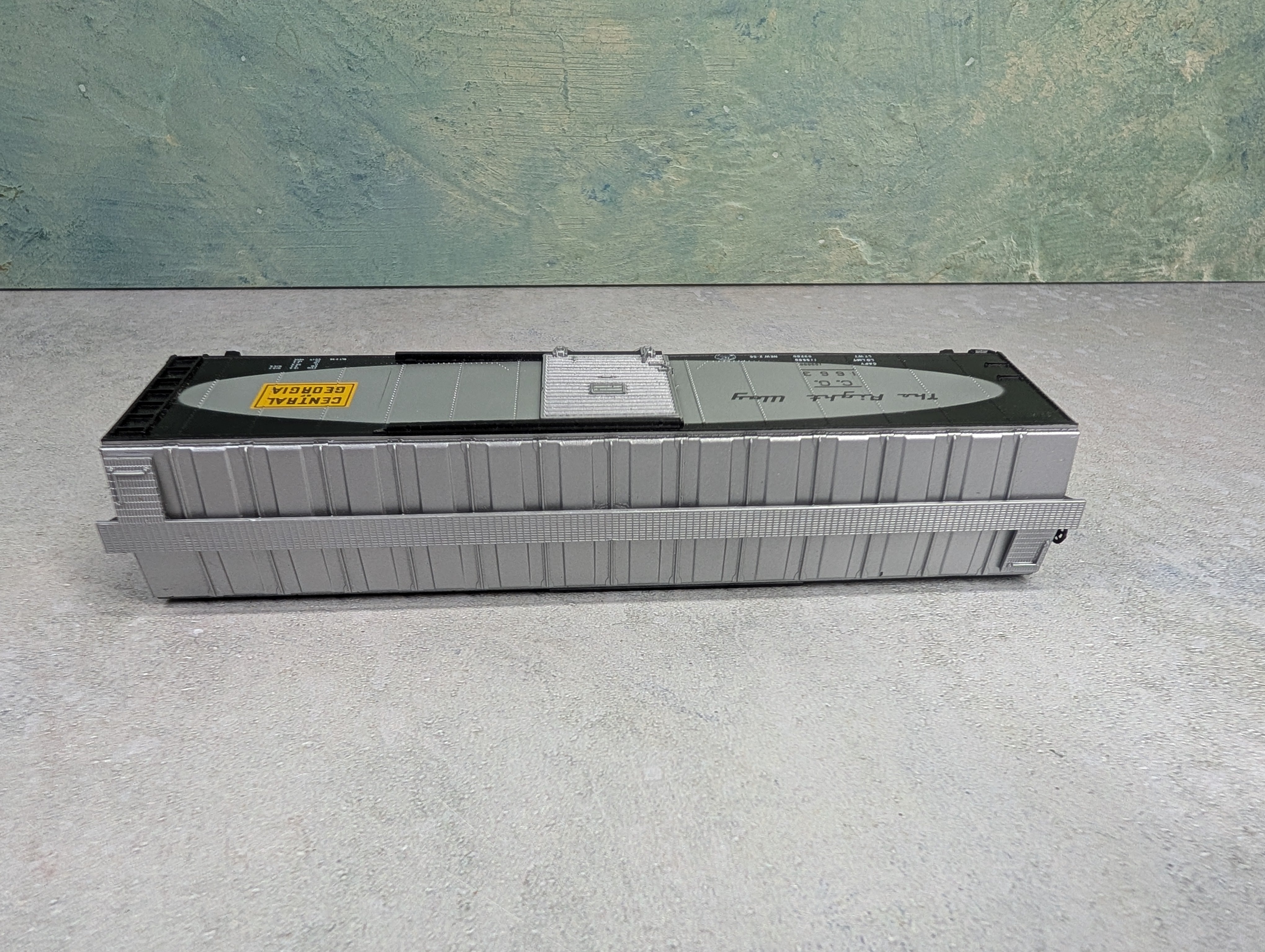 USED Athearn HO Scale 50' Box Car Central of Georgia CG #1663