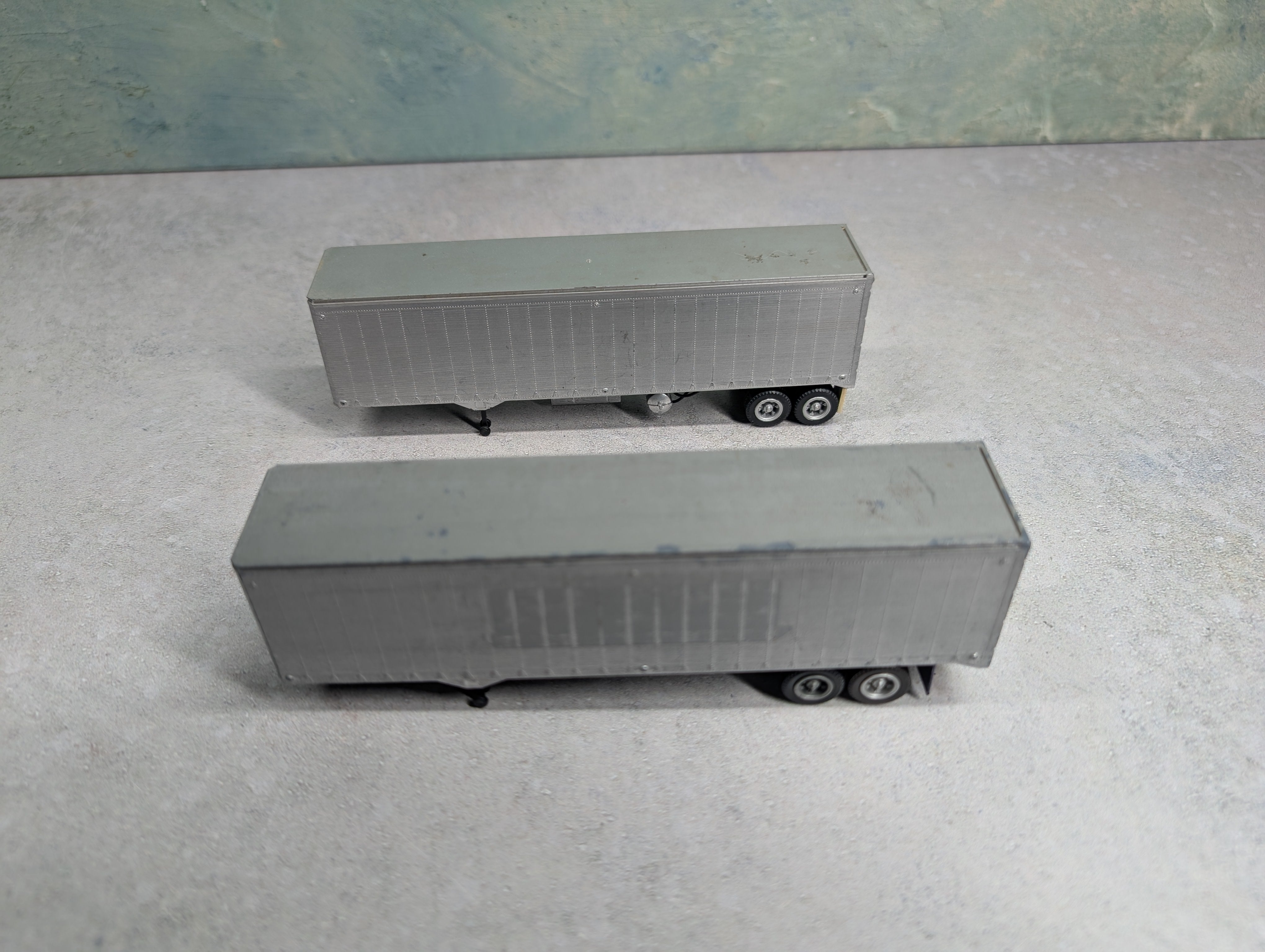 USED Athearn HO Scale Lot of 40' Trailers Undecorated Painted (2 pcs)