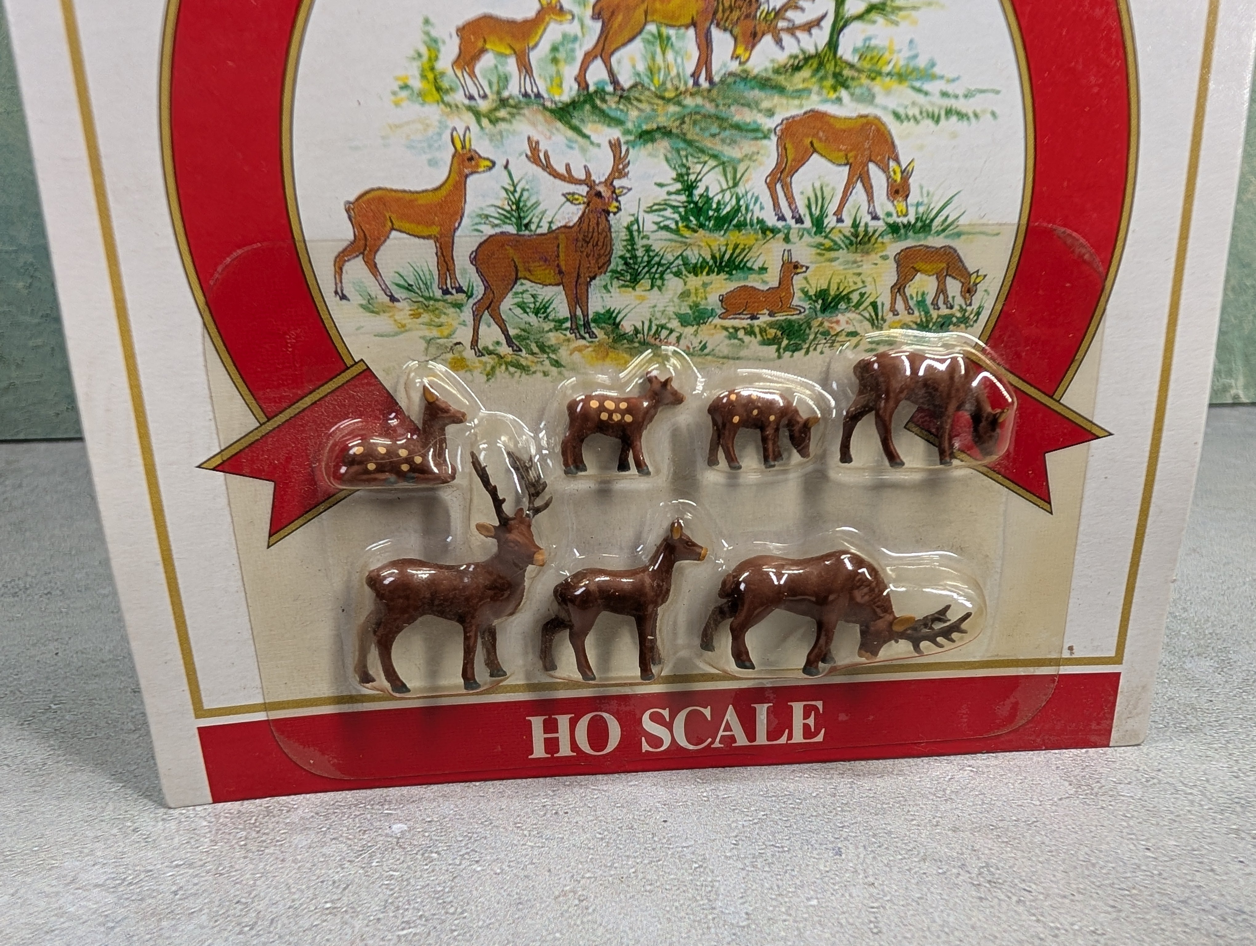 USED Model Power 5734 HO Scale Deer (7 pcs)