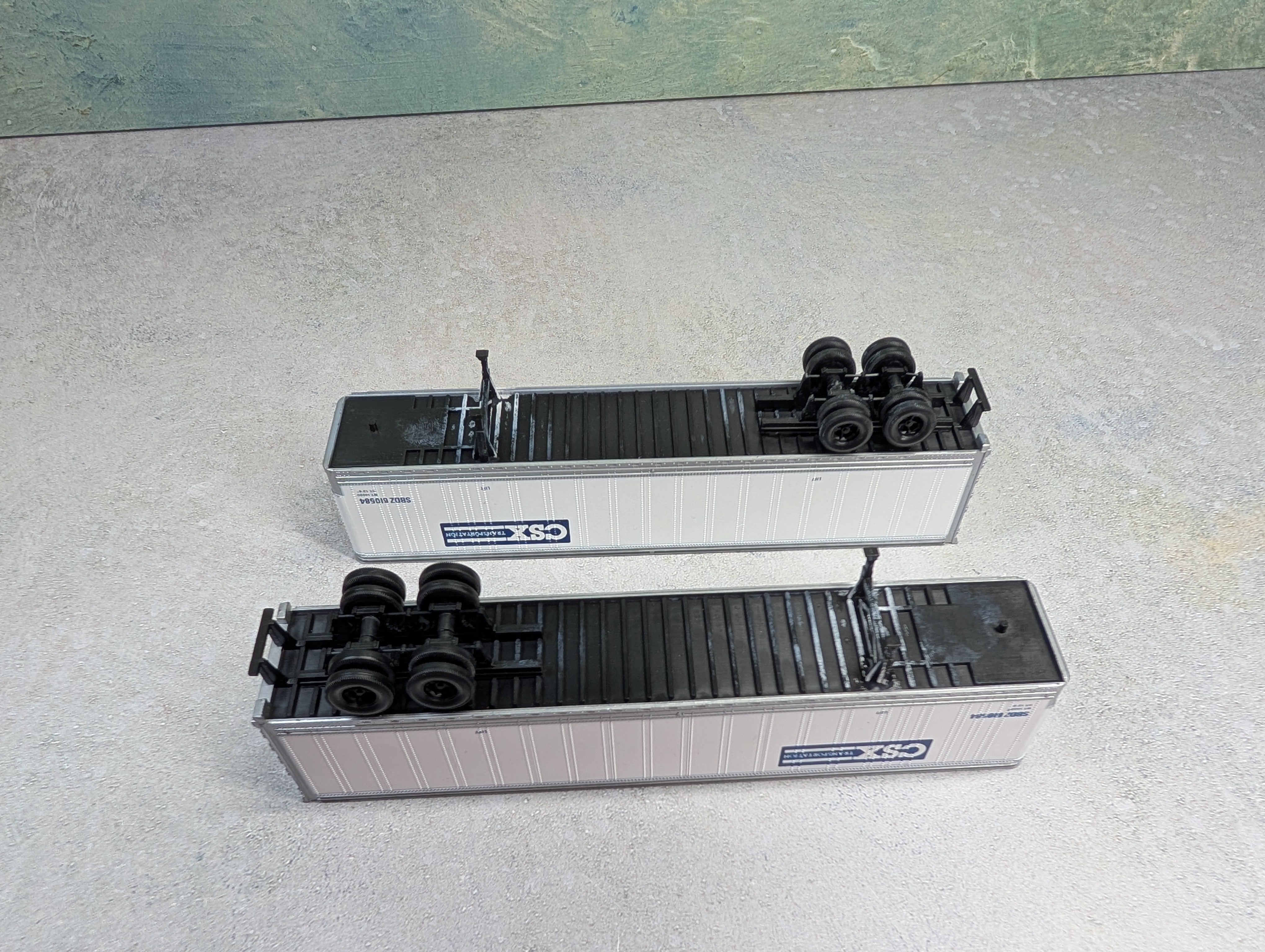 USED Athearn HO Scale Lot of 45' Trailers CSX SBDZ #610584 (2 pcs)