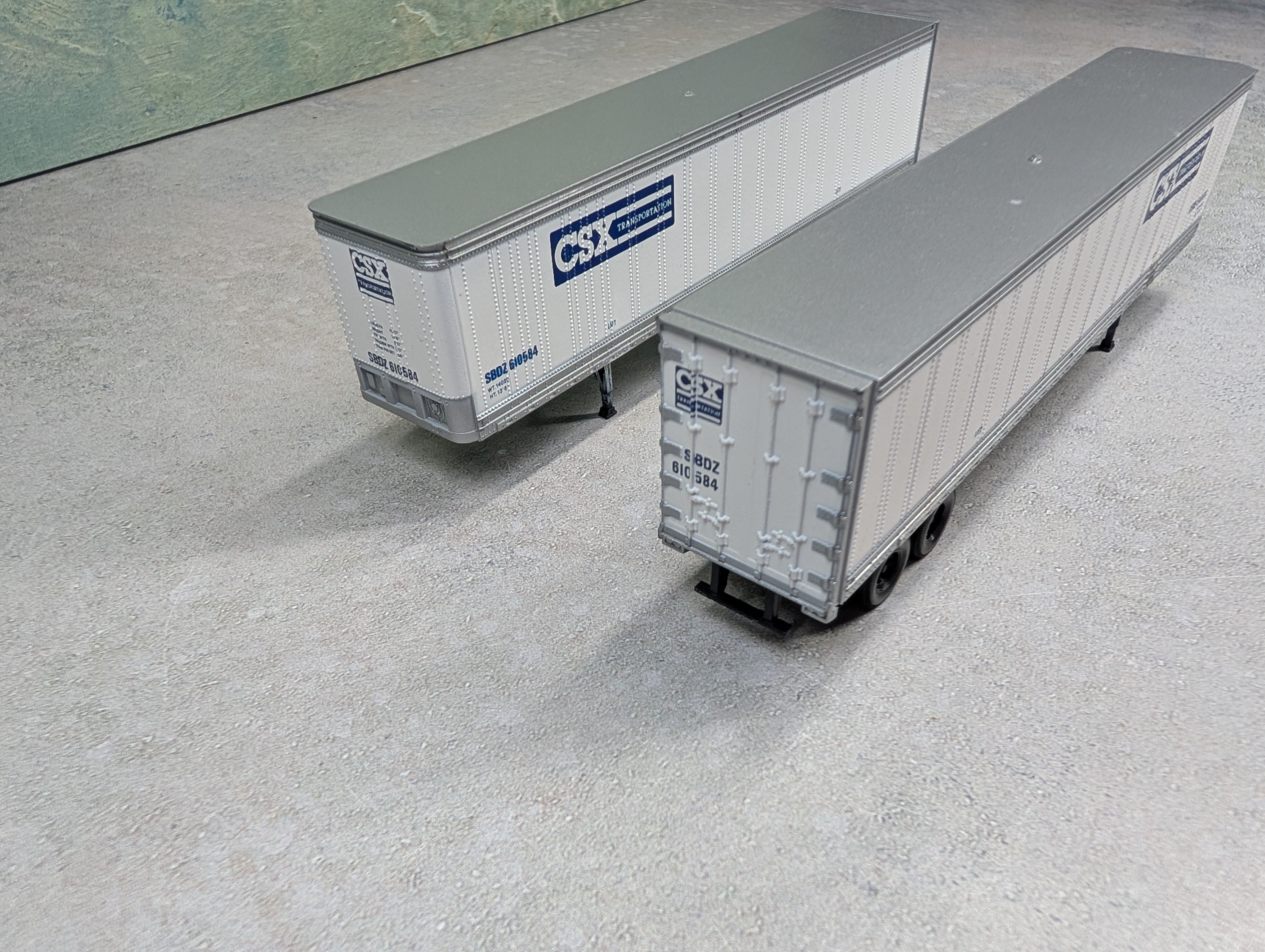 USED Athearn HO Scale Lot of 45' Trailers CSX SBDZ #610584 (2 pcs)