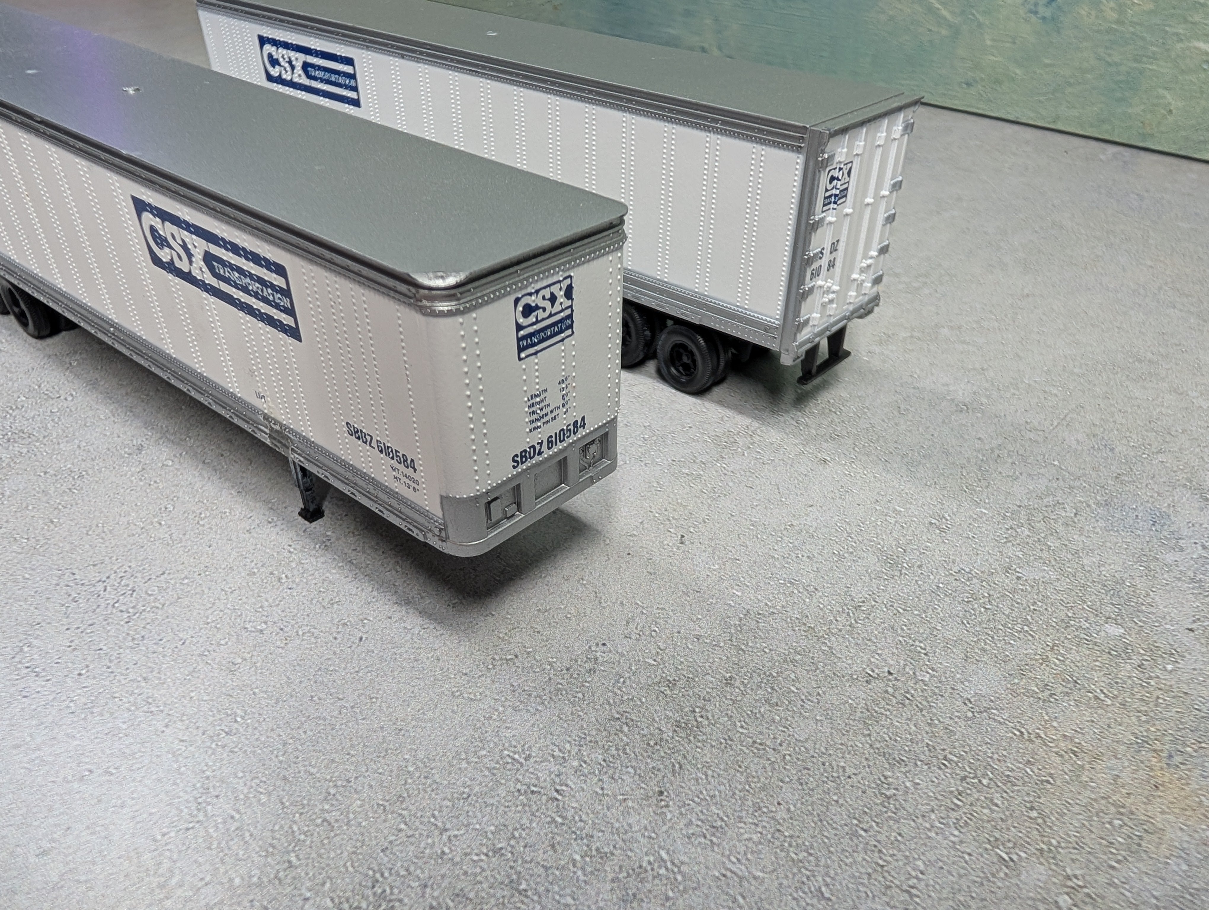 USED Athearn HO Scale Lot of 45' Trailers CSX SBDZ #610584 (2 pcs)