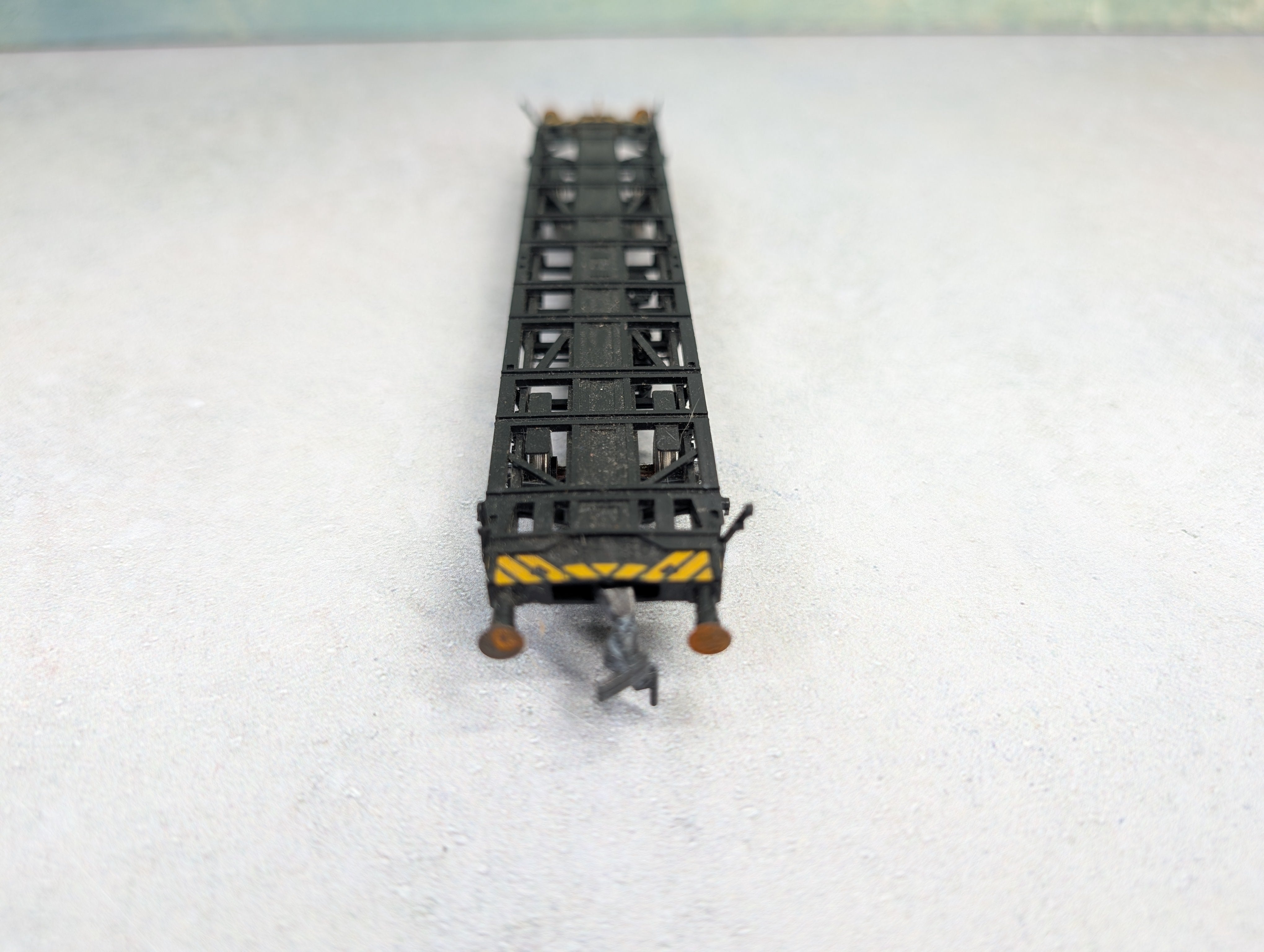 USED Fleischmann HO Scale Container Car Carrier w/ 2 Containers DB (2 pcs)