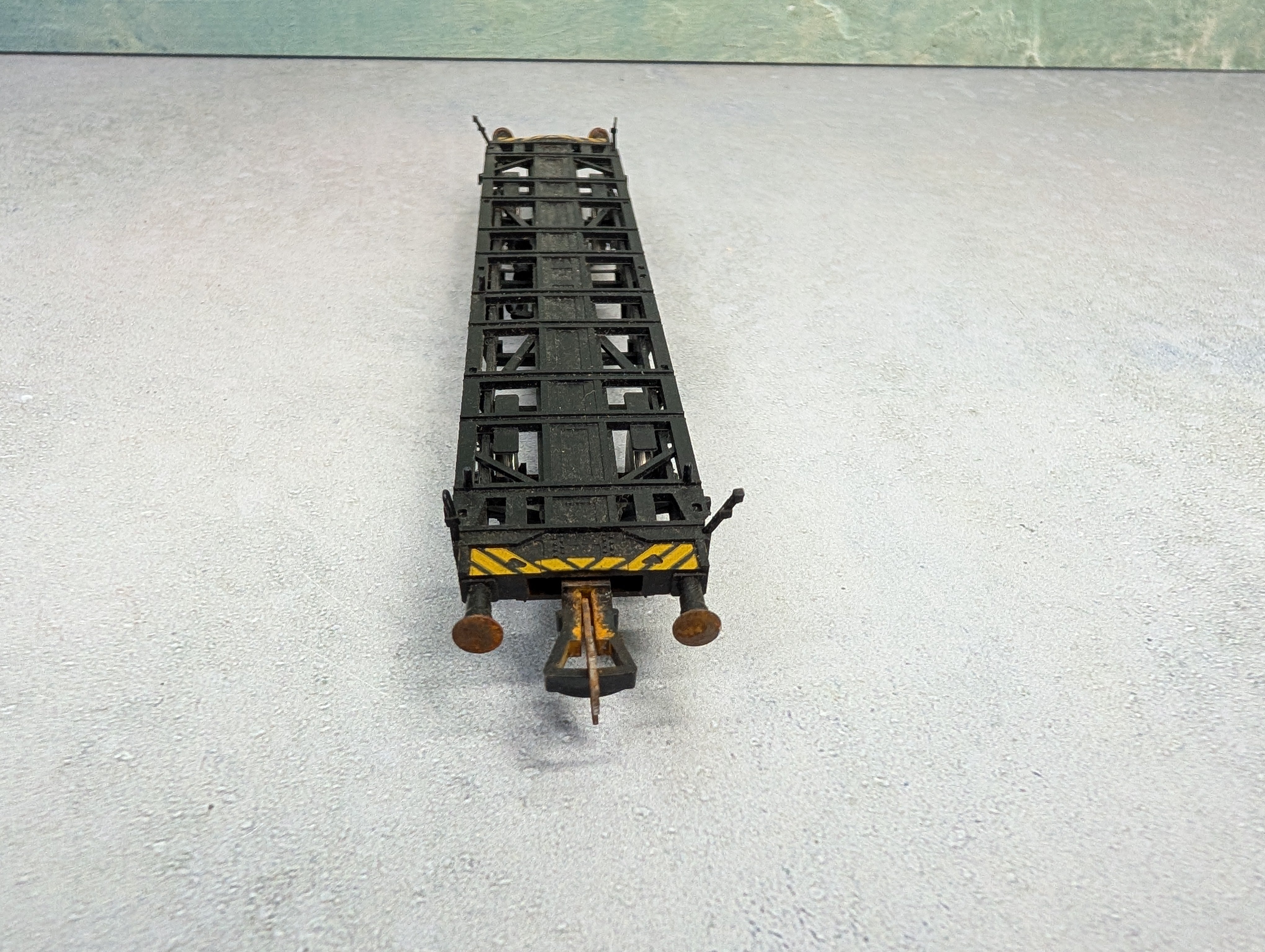 USED Fleischmann HO Scale Container Car Carrier w/ 2 Containers DB (2 pcs)