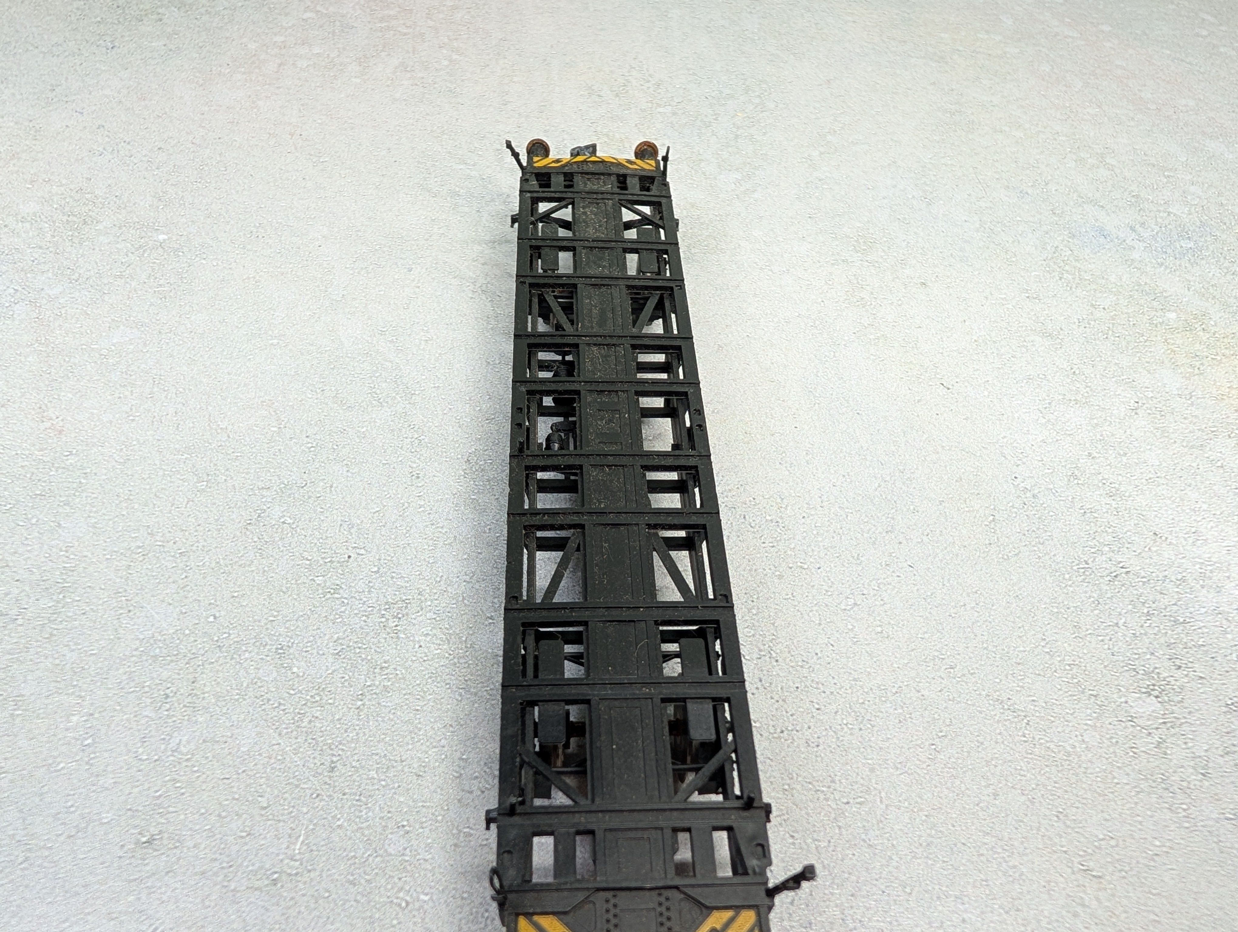USED Fleischmann HO Scale Container Car Carrier w/ 2 Containers DB (2 pcs)
