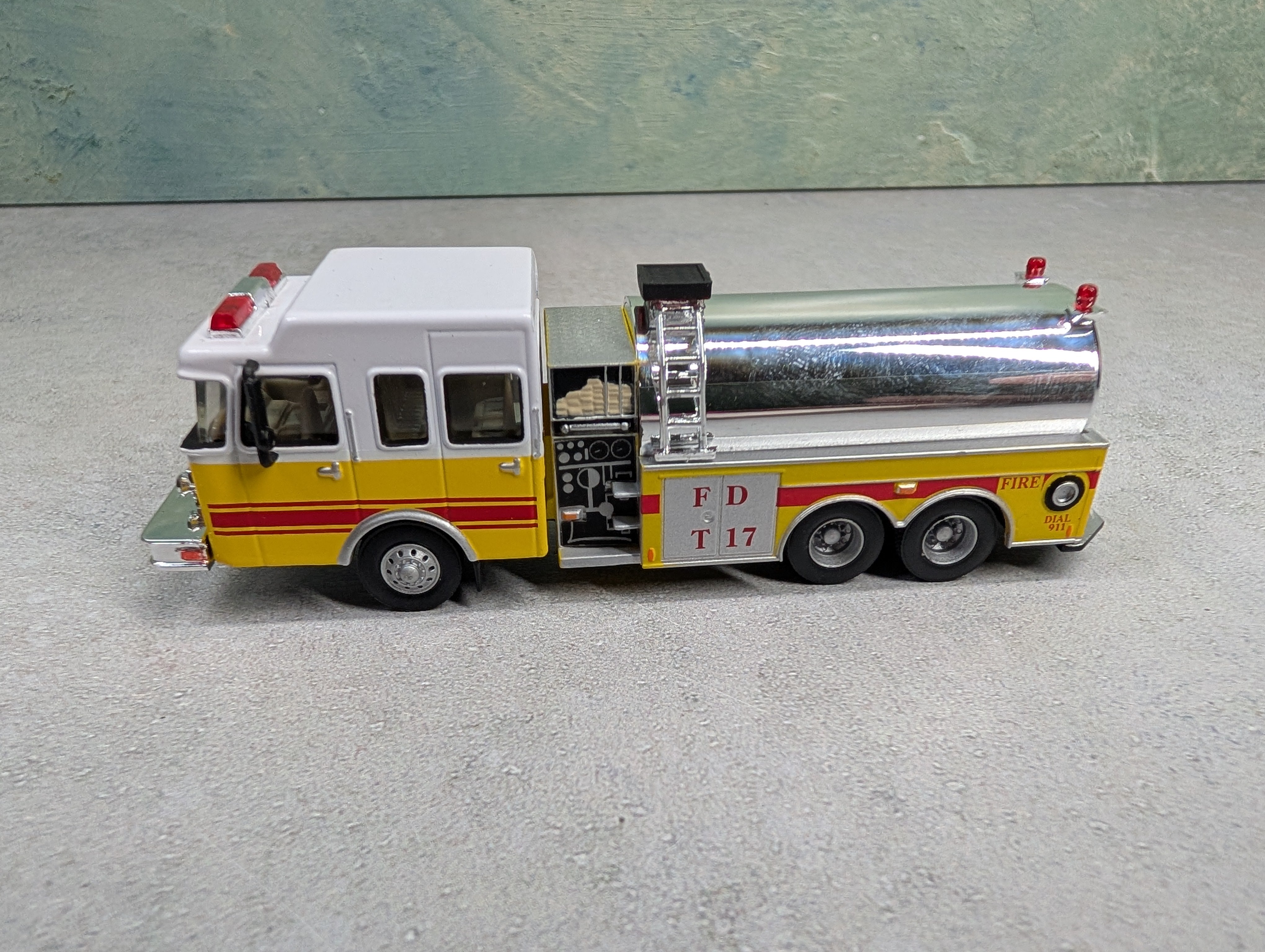 USED Boley HO Scale Yellow Emergency Tanker Fire Truck Die Cast w/ Plastic
