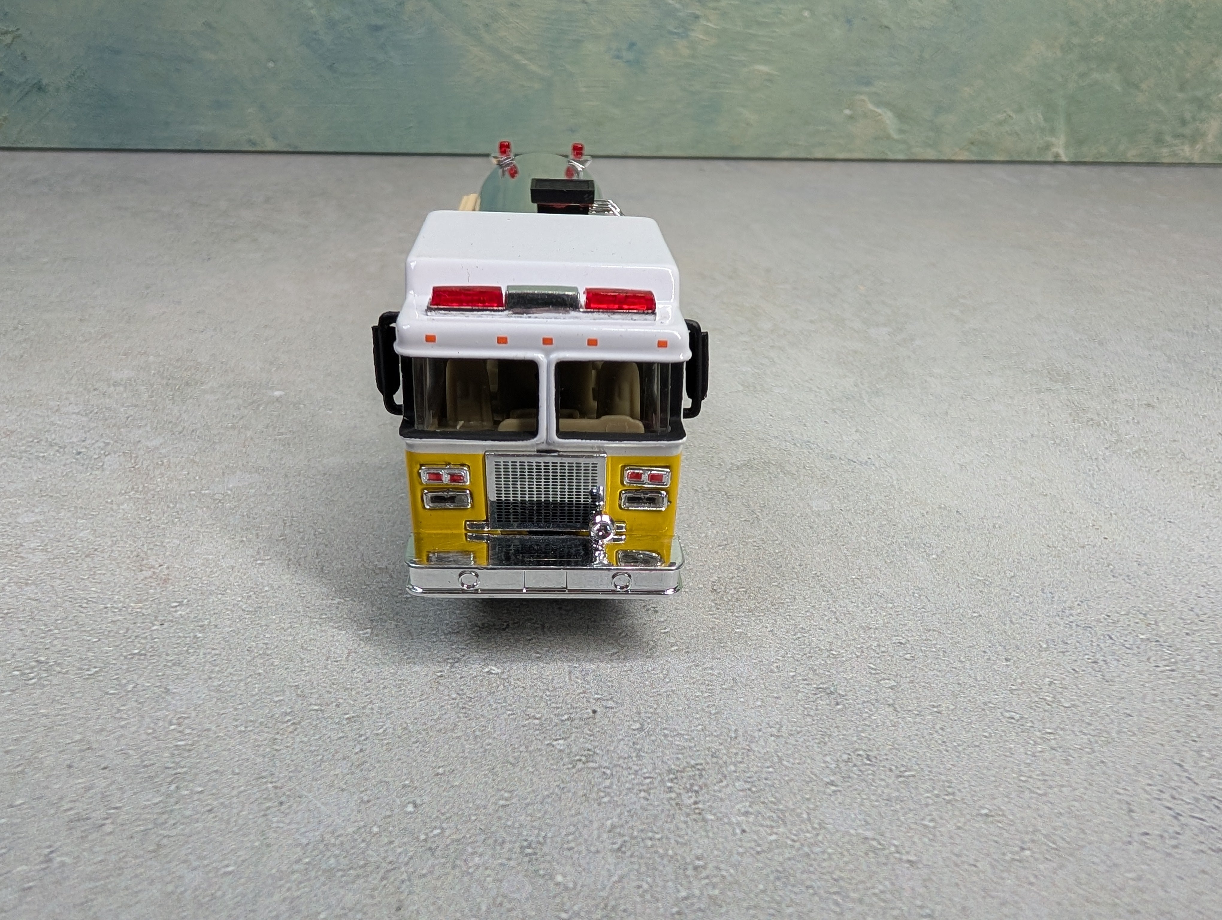 USED Boley HO Scale Yellow Emergency Tanker Fire Truck Die Cast w/ Plastic