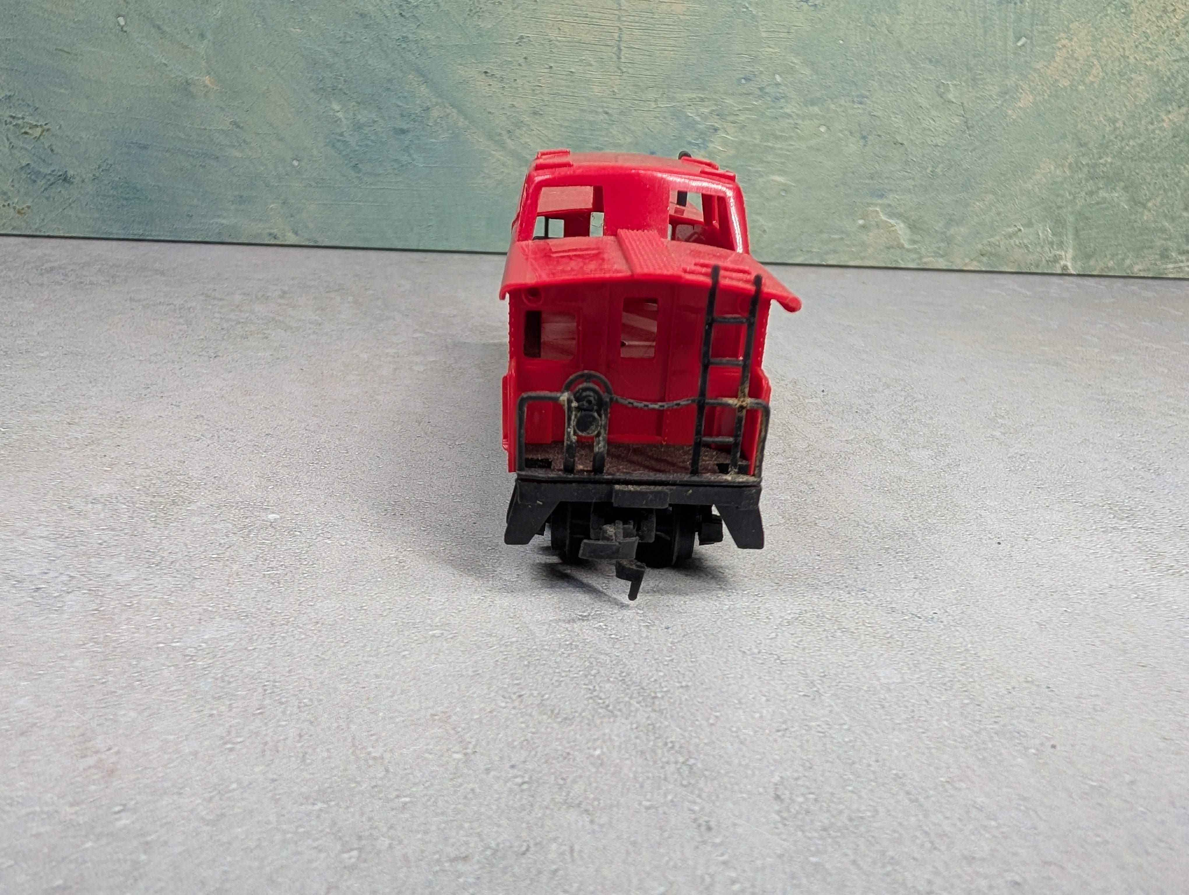 USED Tyco HO Scale Caboose Santa Fe ATSF #7240