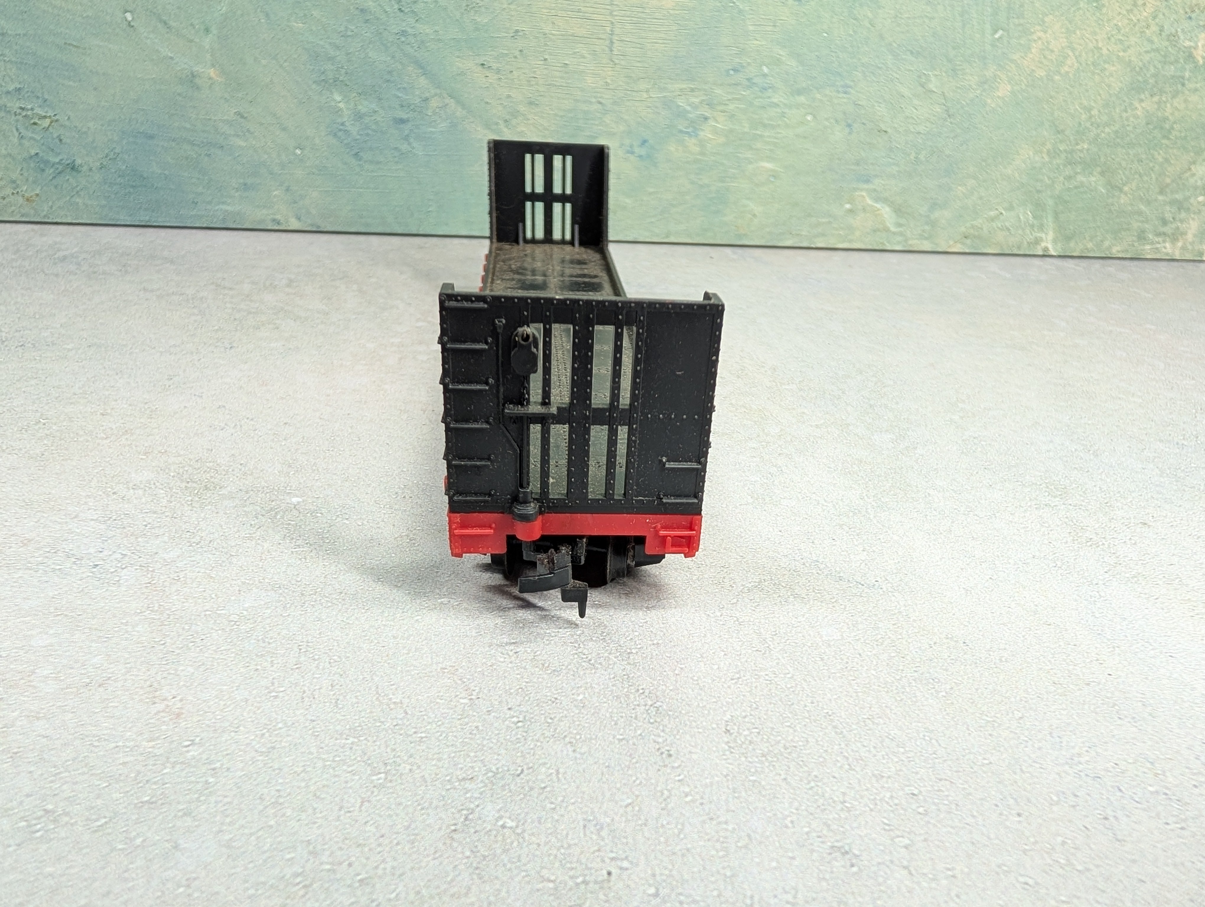 USED Tyco HO Scale 50' Bulkhead Flat Car Southern #4365