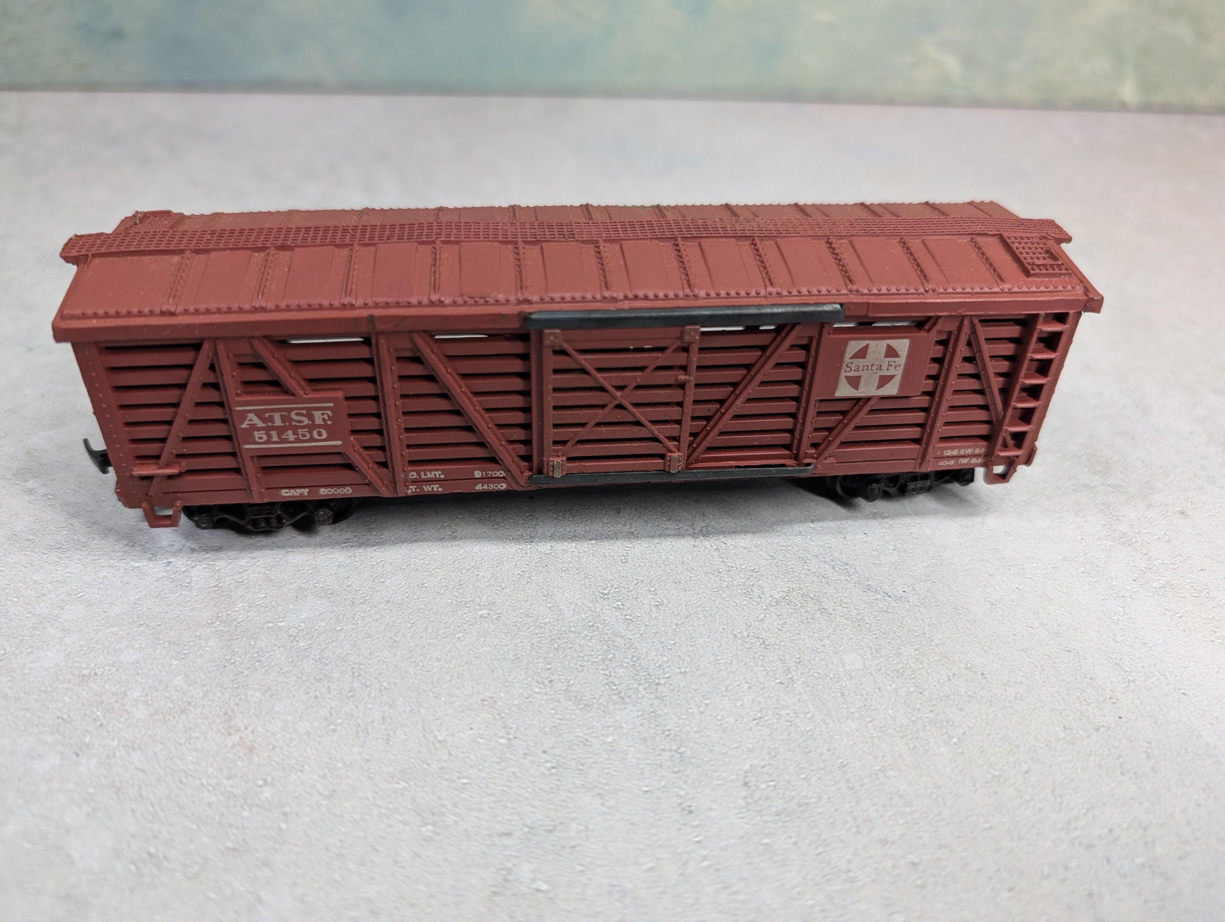 USED Varney HO Scale 40' Cattle Stock Car Santa Fe ATSF #51450