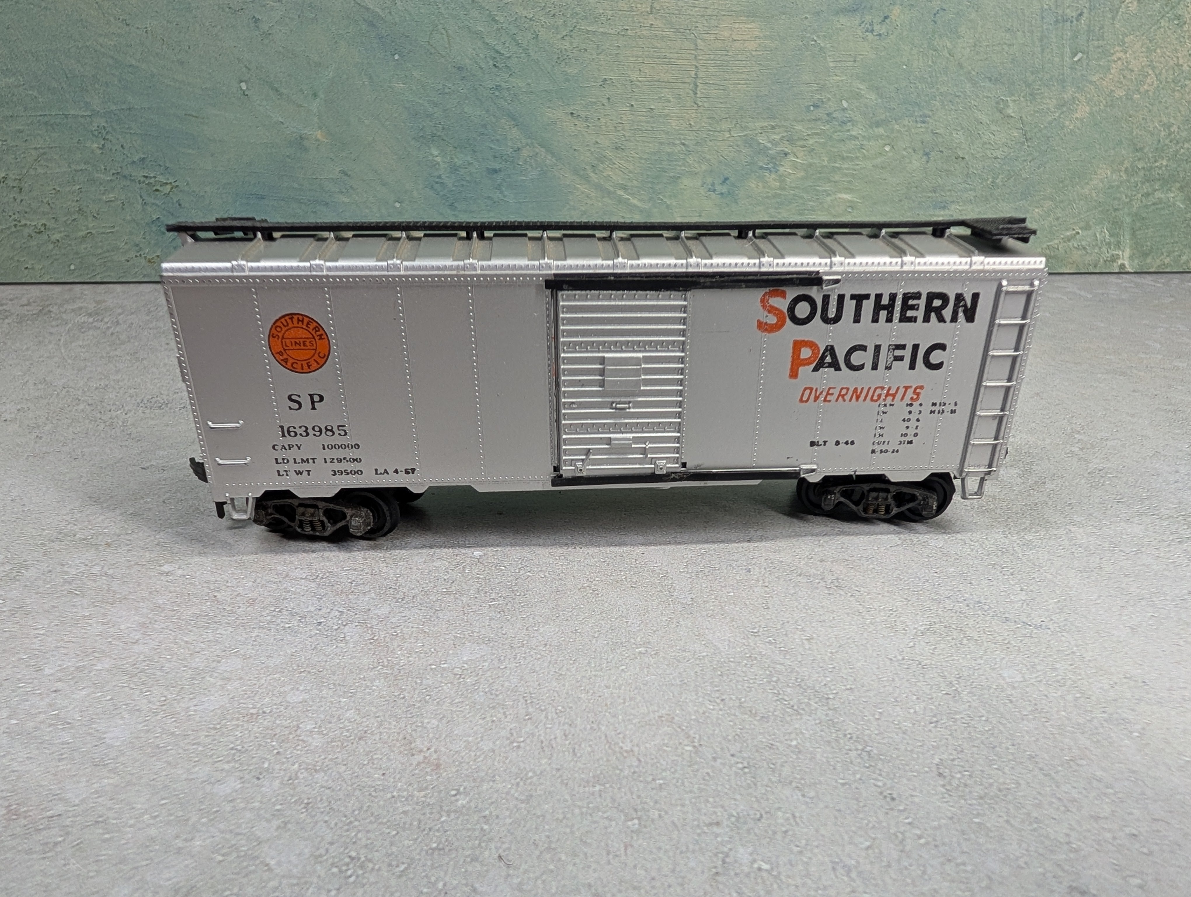 USED Athearn HO Scale 40' Box Car Southern Pacific SP #163985