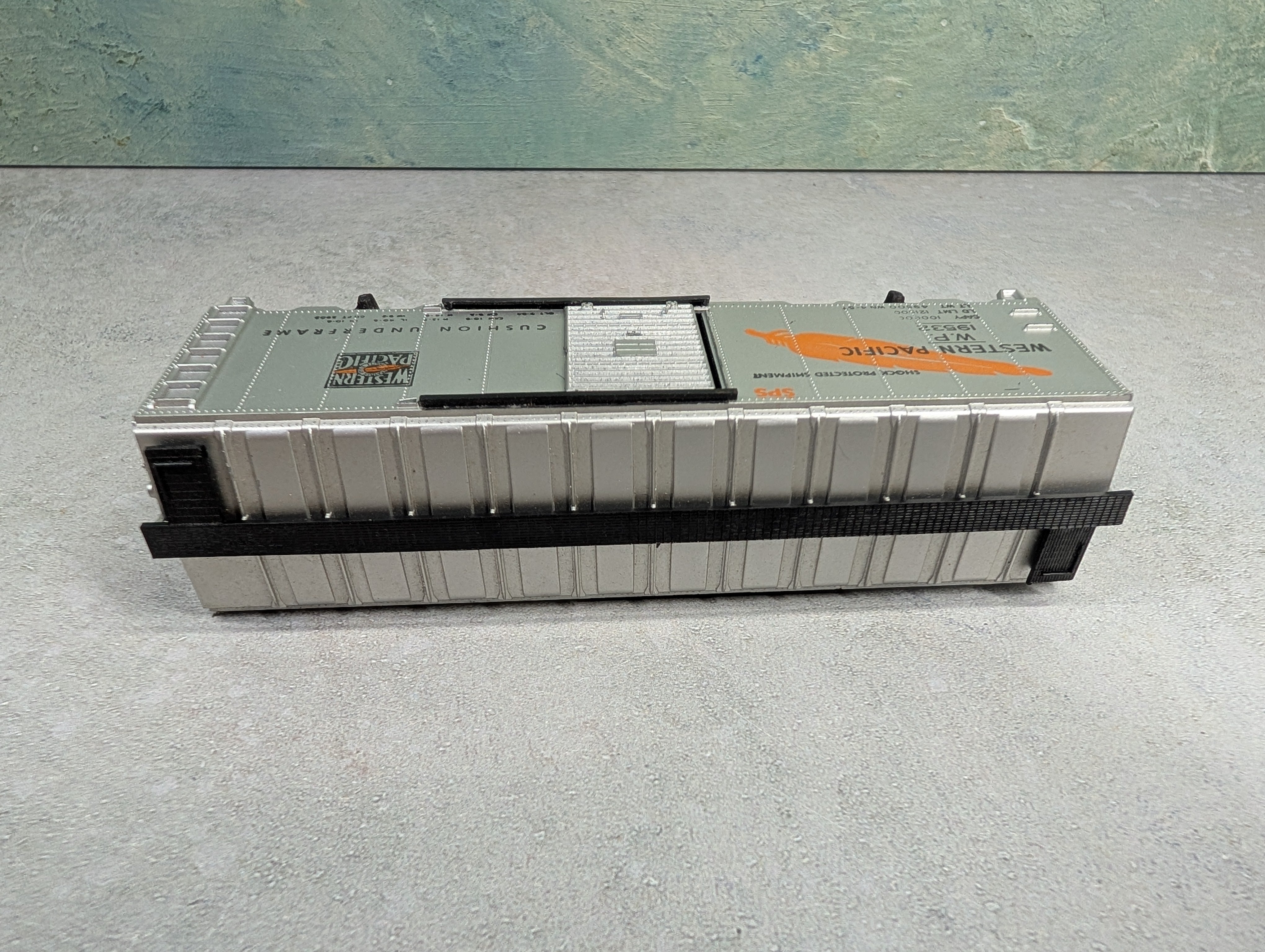 USED Athearn HO Scale 40' Box Car Western Pacific WP #19532