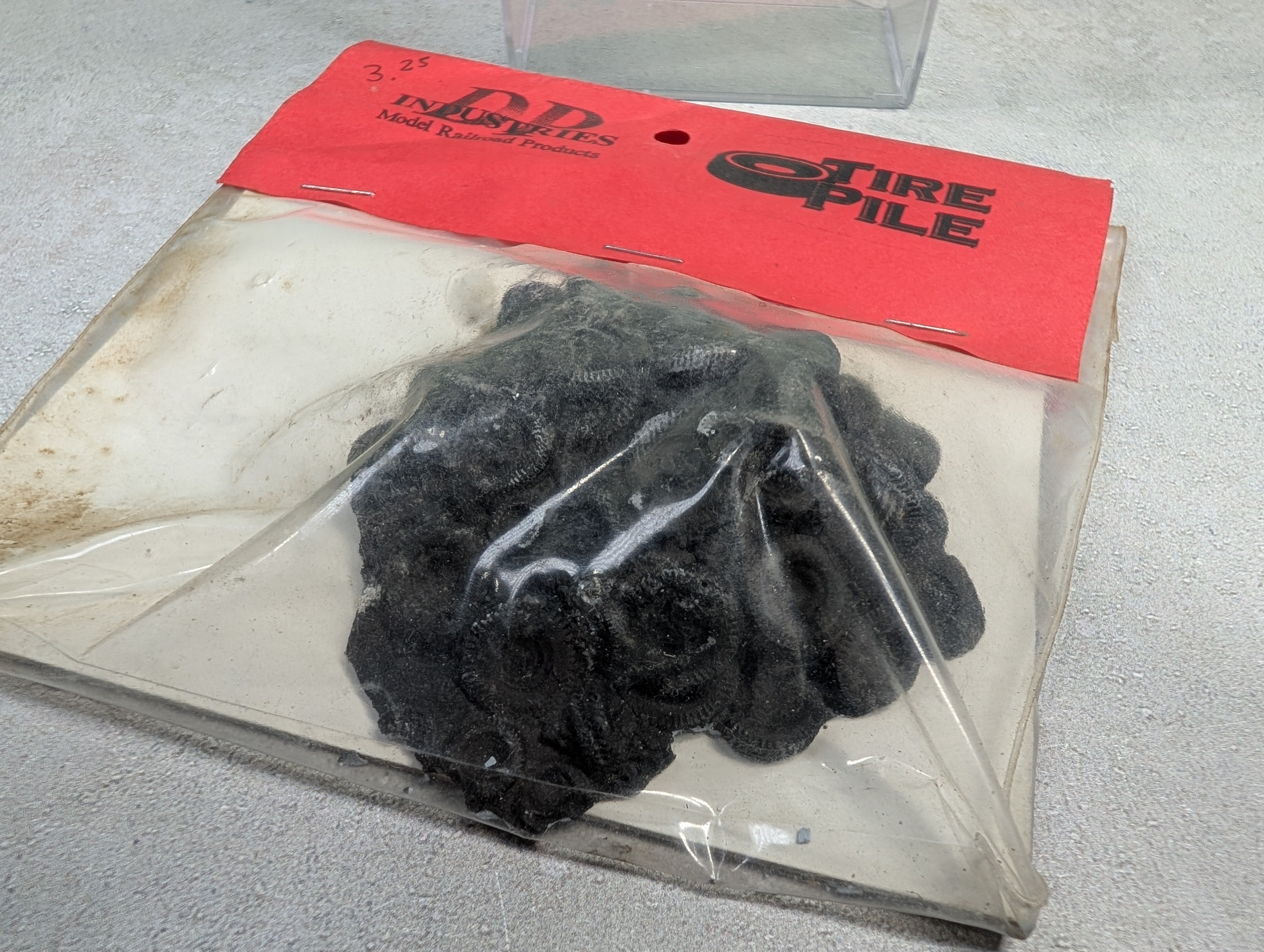 USED DP Industries Multi Scale Tire Pile