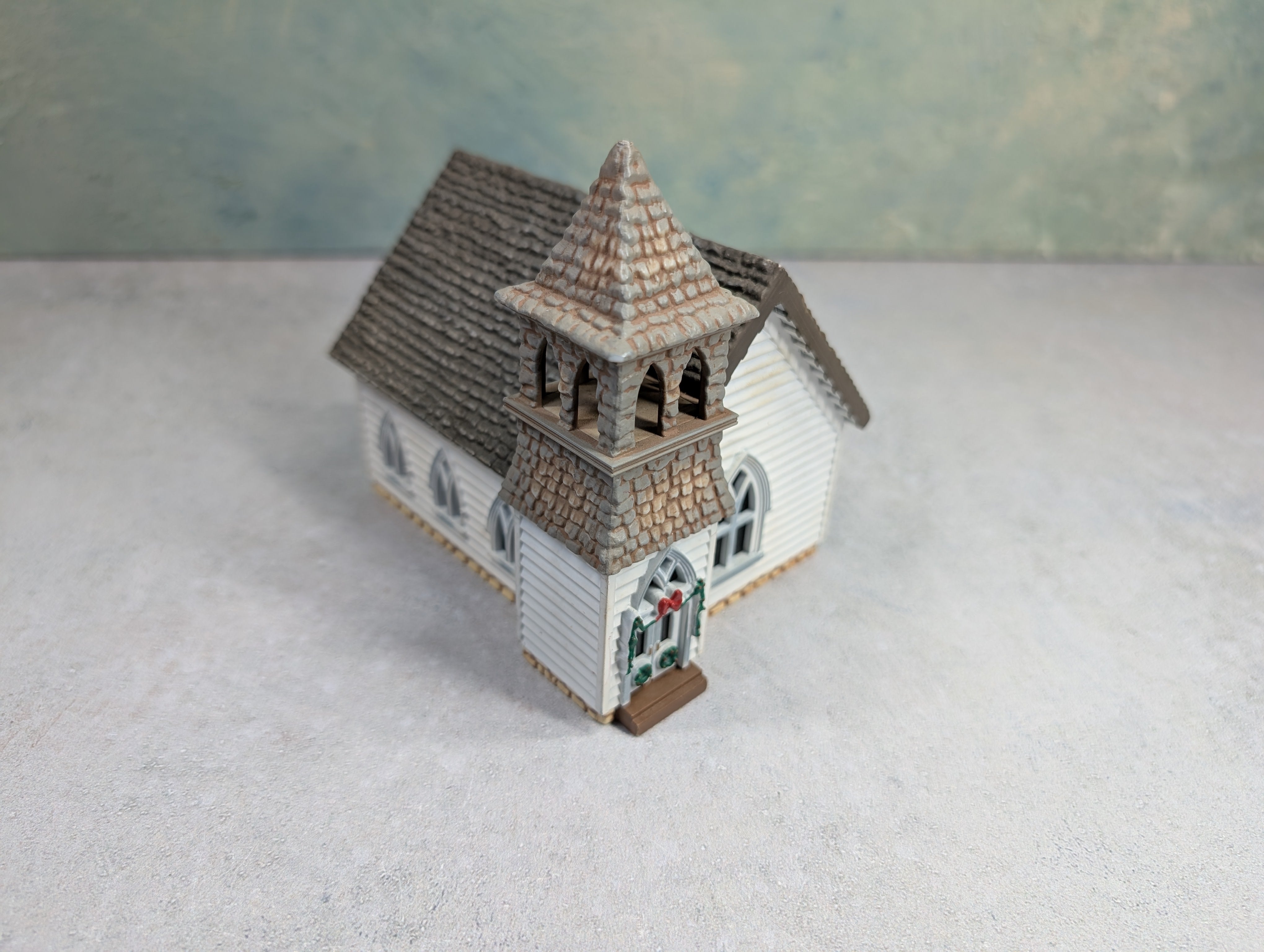 USED Country Church